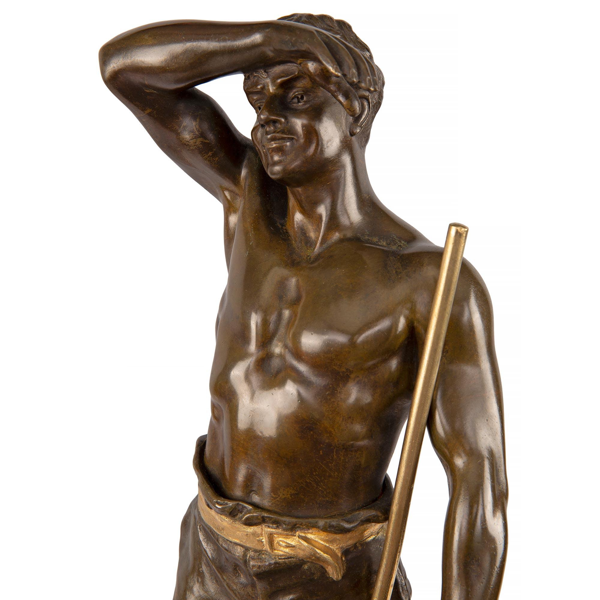 XX secolo Statua francese in bronzo patinato, ormolu e marmo Vert De Patricia di Luigi XVI secolo in vendita