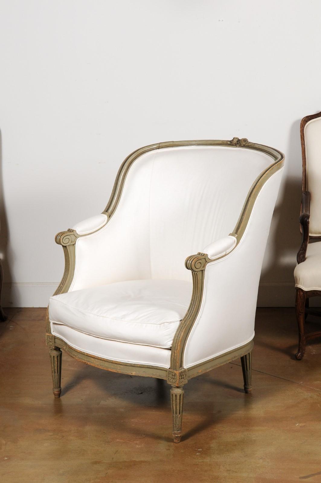French Louis XVI Style 1880s Barrelback Bergère Armchair with New Upholstery 2