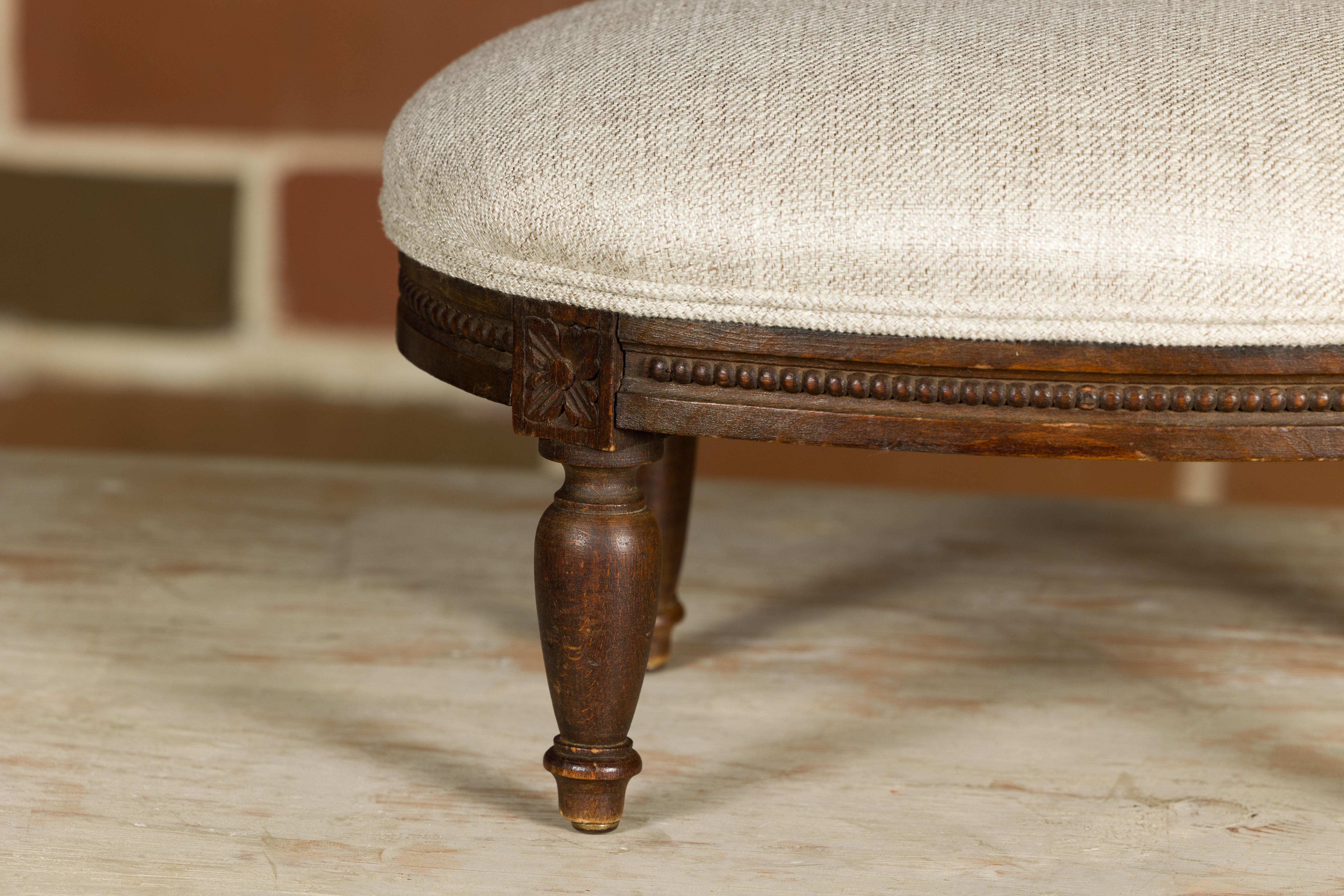 French Louis XVI Style 1900s Footstool with Carved Rosettes and Beads For Sale 5