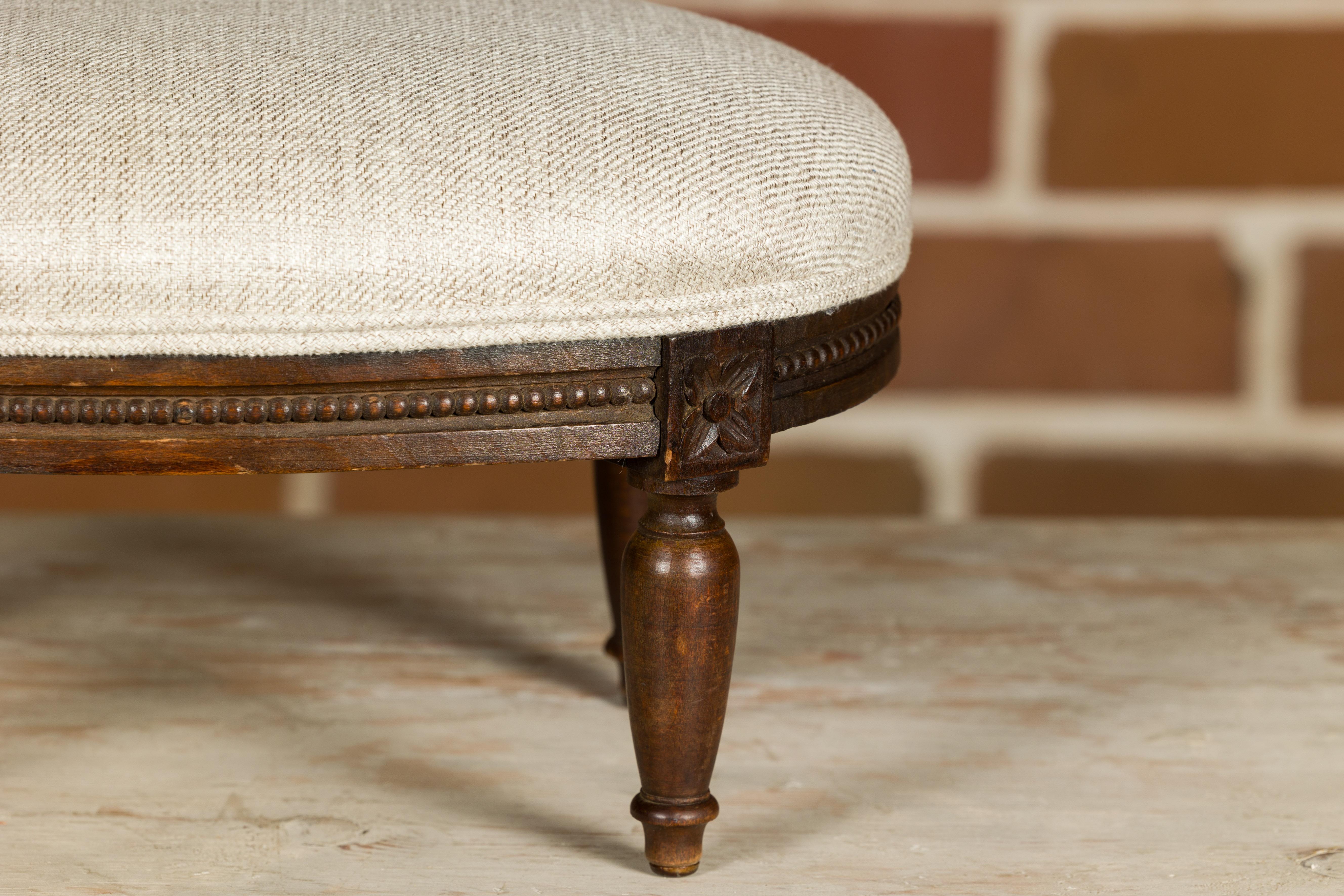 French Louis XVI Style 1900s Footstool with Carved Rosettes and Beads For Sale 6