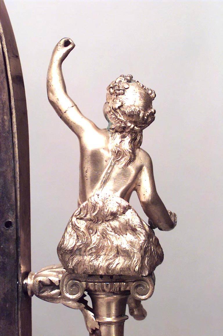 Miroir de table de coiffeuse français de style Louis XVI du 19e siècle en bronze doré Bon état - En vente à Queens, NY
