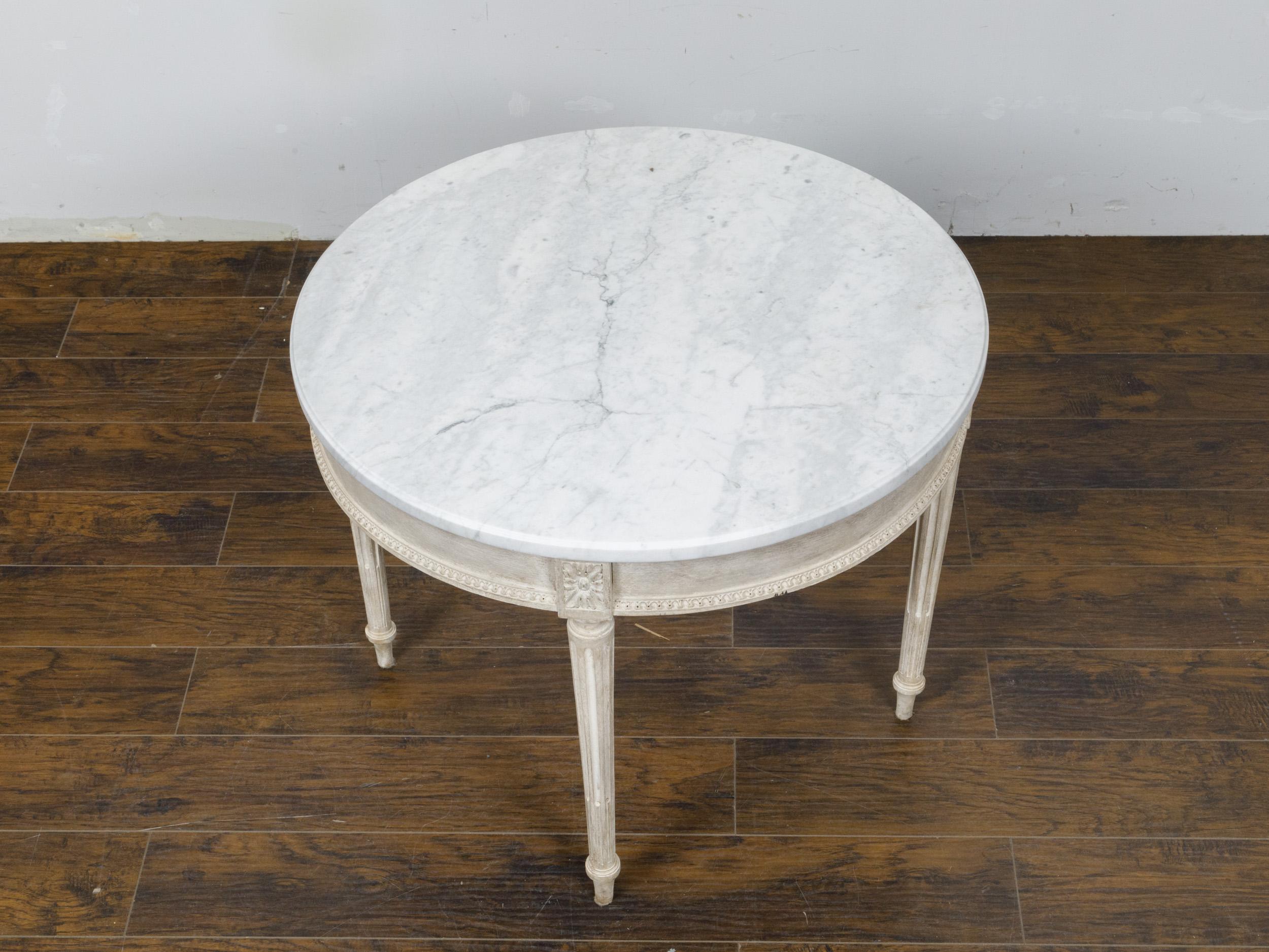 French Louis XVI Style 19th Century Center Table with Round White Marble Top For Sale 1