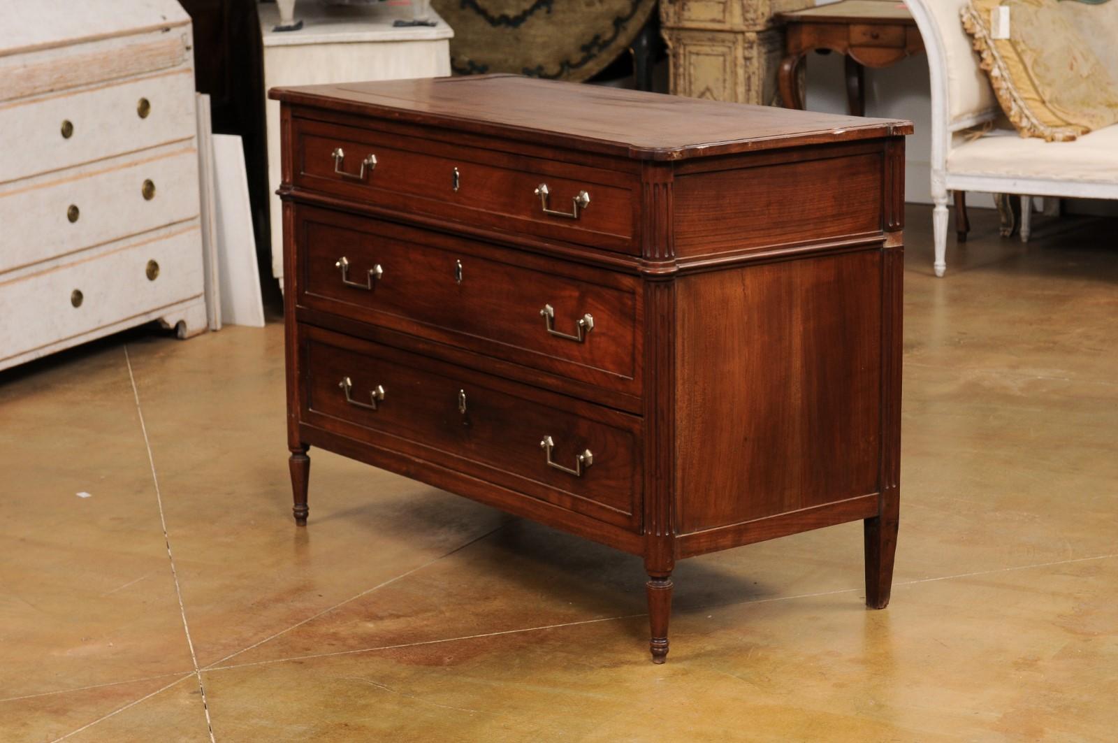 French Louis XVI Style 19th Century Cherry Three-Drawer Commode with Fluting For Sale 8