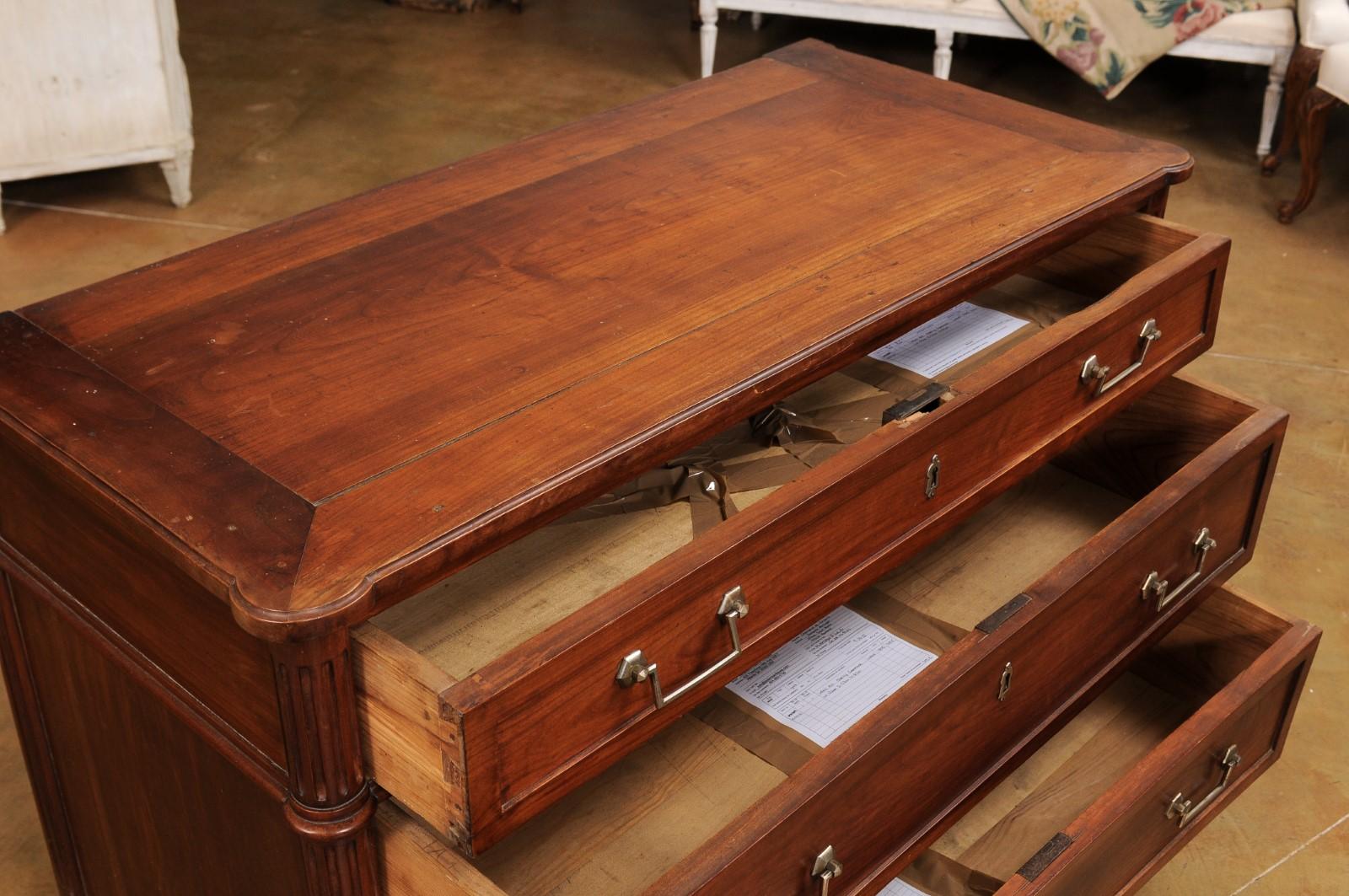 French Louis XVI Style 19th Century Cherry Three-Drawer Commode with Fluting For Sale 1