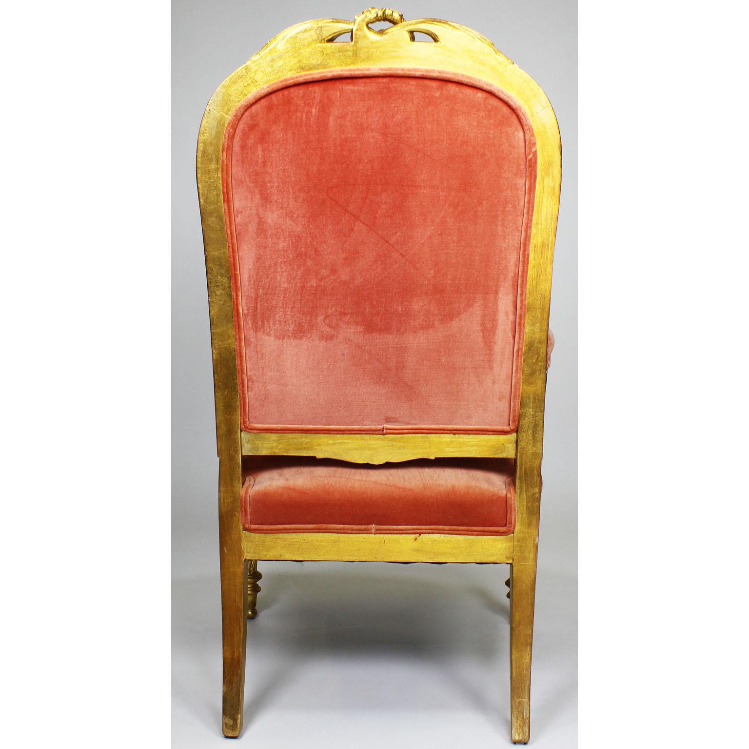 Dreiteilige geschnitzte Salon-Suite aus vergoldetem Holz im französischen Louis-XVI.-Stil des 19. Jahrhunderts im Angebot 5