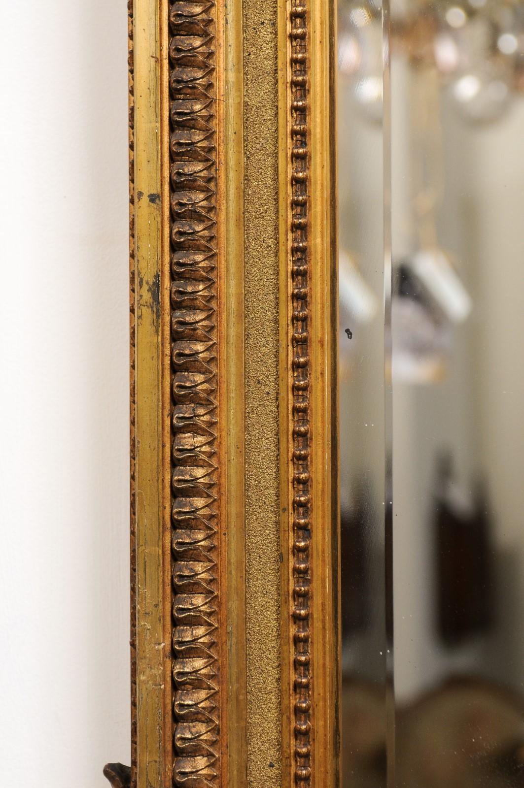 Französisch Louis XVI Stil 19. Jahrhundert Giltwood Spiegel mit geschnitzten Pfeilen und Fackel im Angebot 6