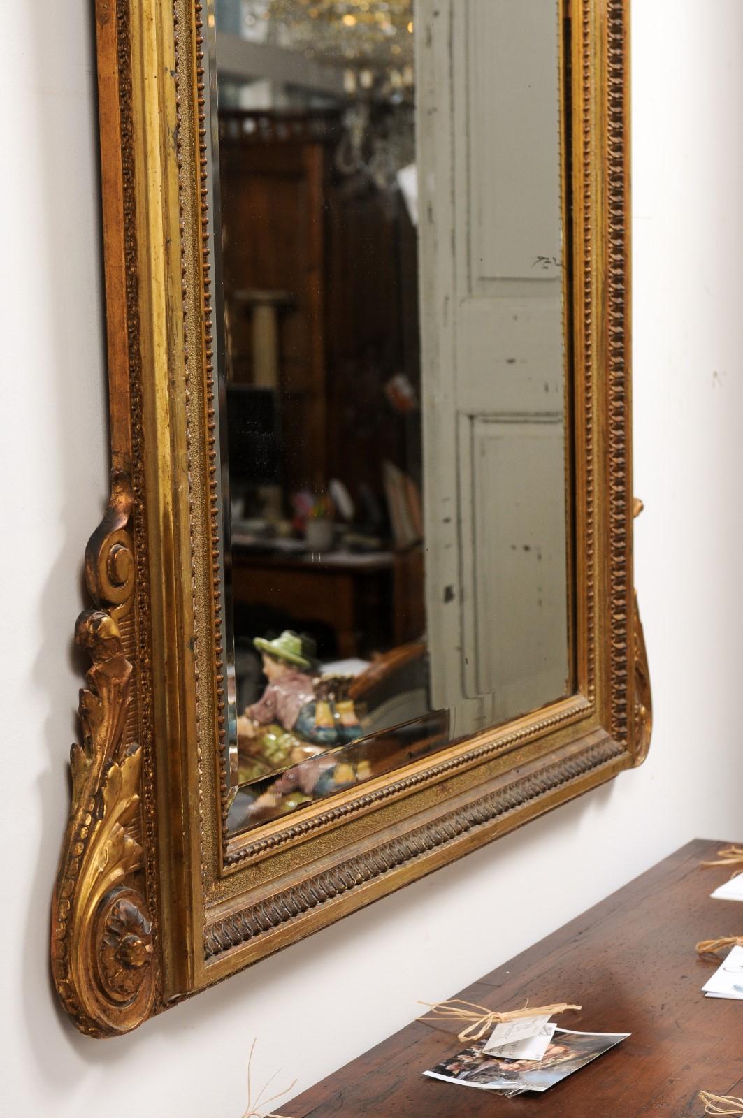 French Louis XVI Style 19th Century Giltwood Mirror with Carved Arrows and Torch For Sale 5
