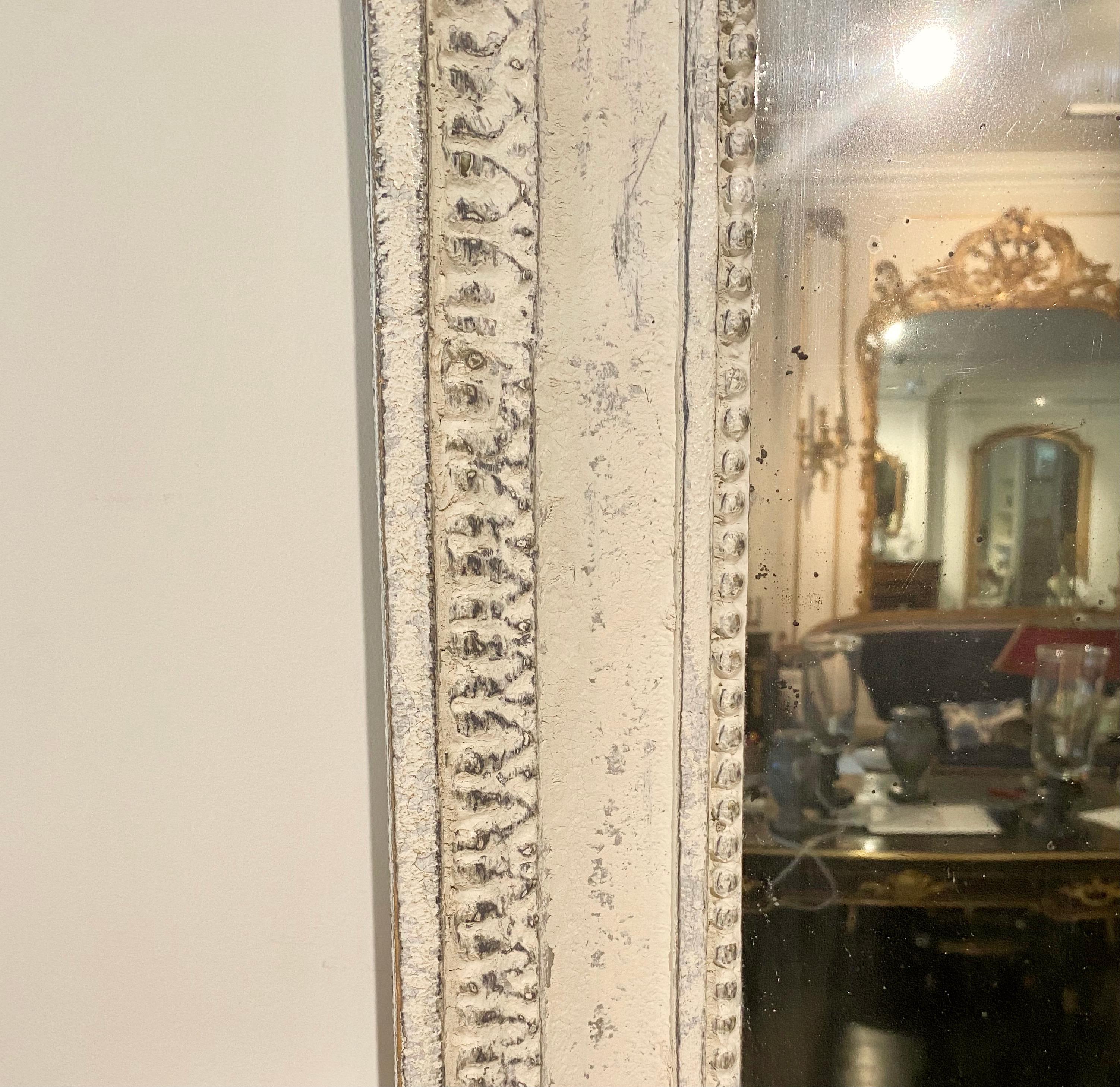Großer französischer Spiegel im Louis-XVI.-Stil des 19. Jahrhunderts (Französisch) im Angebot