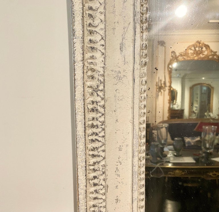 French Louis XVI Style 19th Century Large Mirror In Good Condition For Sale In Montreal, Quebec