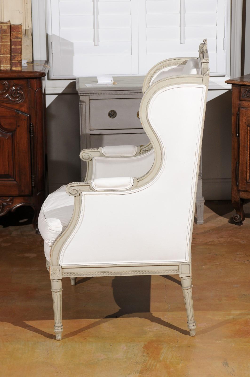 French Louis XVI Style 19th Century Painted and Carved Wingback Bergère Chair For Sale 2