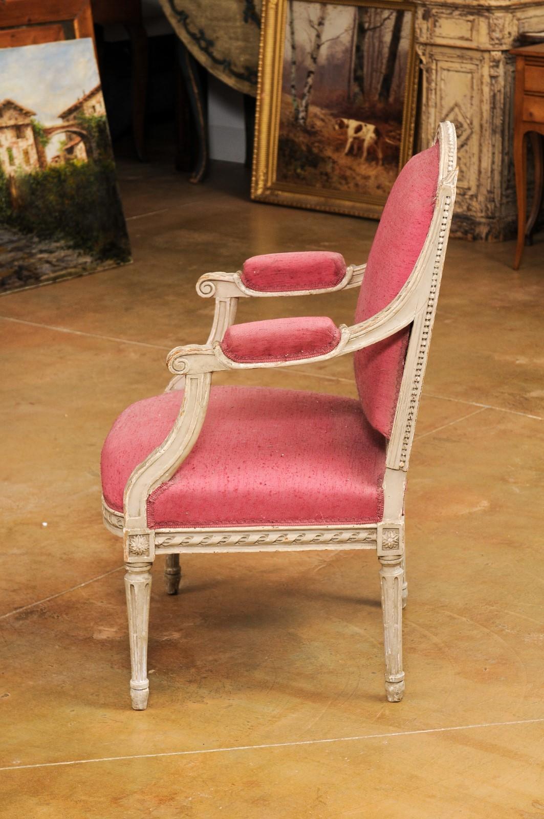 French Louis XVI Style 19th Century Painted Fauteuil with Abundant Carved Décor For Sale 6