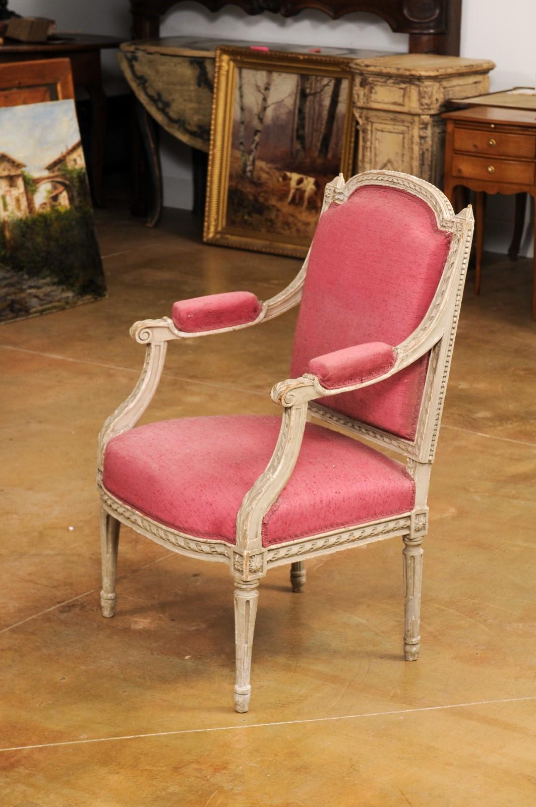 French Louis XVI Style 19th Century Painted Fauteuil with Abundant Carved Décor For Sale 7