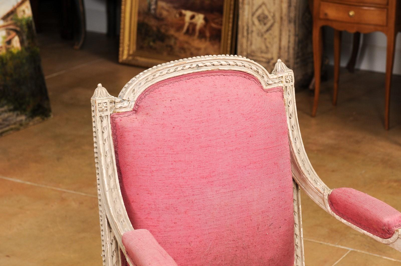 French Louis XVI Style 19th Century Painted Fauteuil with Abundant Carved Décor For Sale 1
