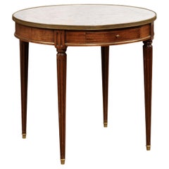 Table bouillotte française du 19ème siècle de style Louis XVI en noyer avec plateau en marbre