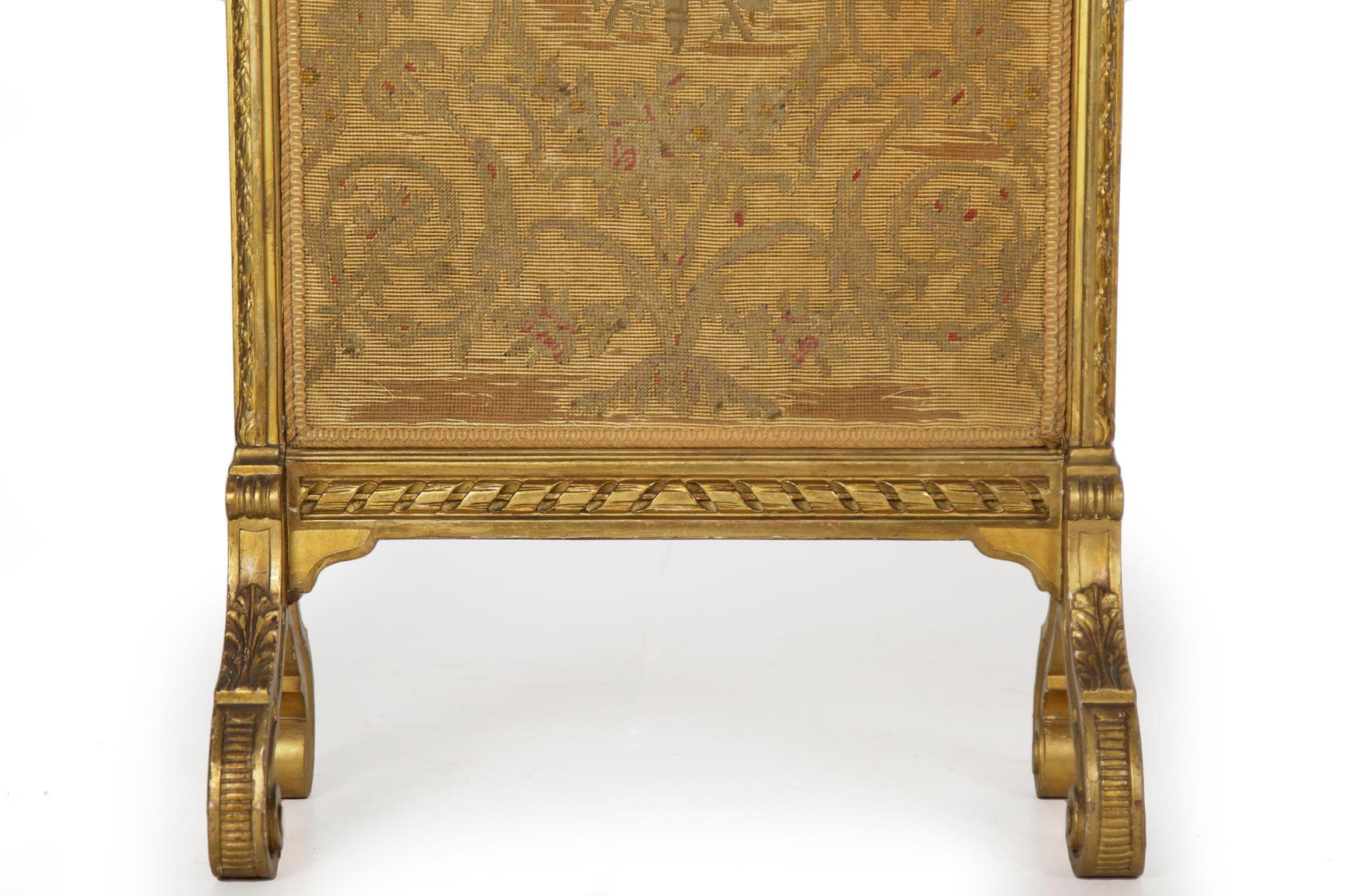 French Louis XVI Style Antique Carved Fire Screen with Tapestry, circa 1900 For Sale 3