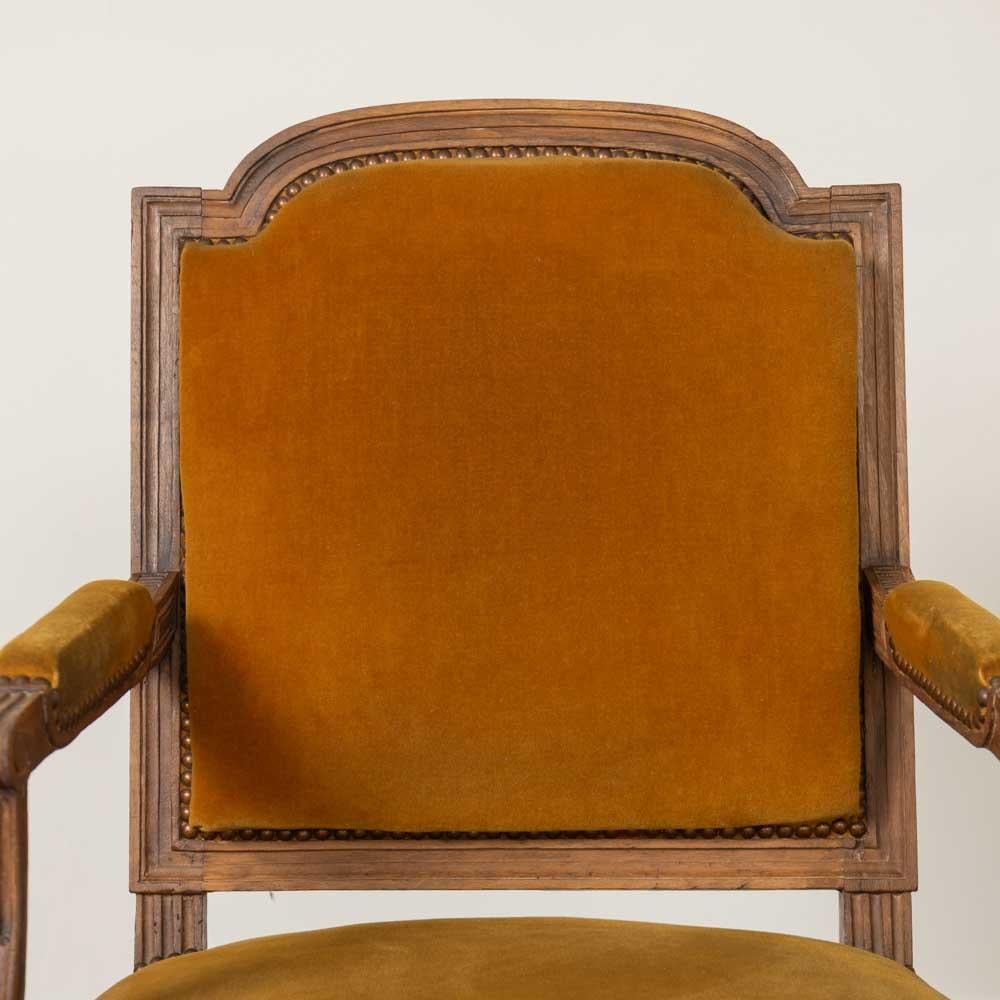Französischer Sessel im Louis-XVI-Stil im Angebot 2