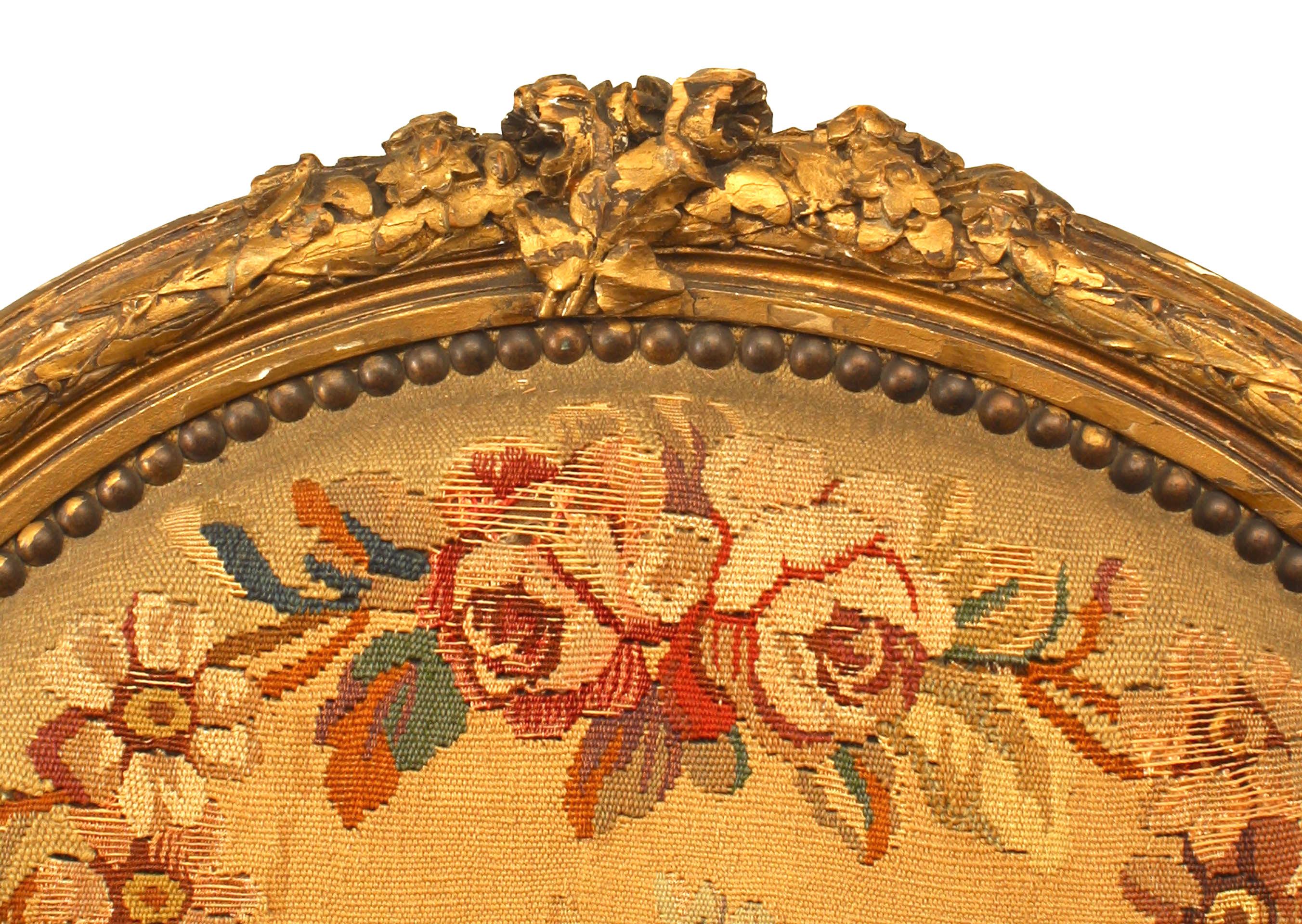 Fauteuils tapissés Aubusson de style Louis XVI français État moyen - En vente à New York, NY