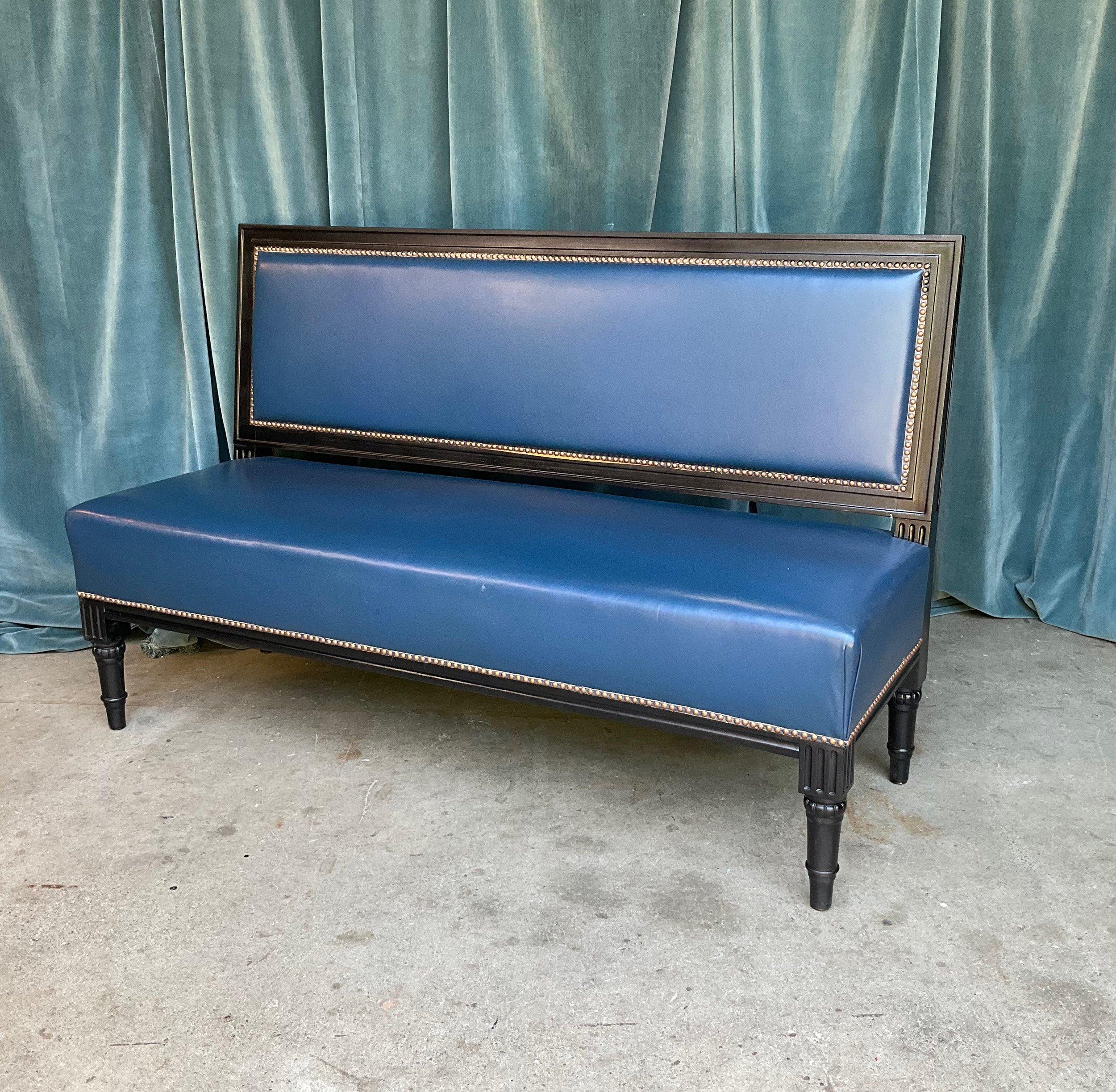 French Louis XVI Style Banquette in Blue Leather For Sale 6