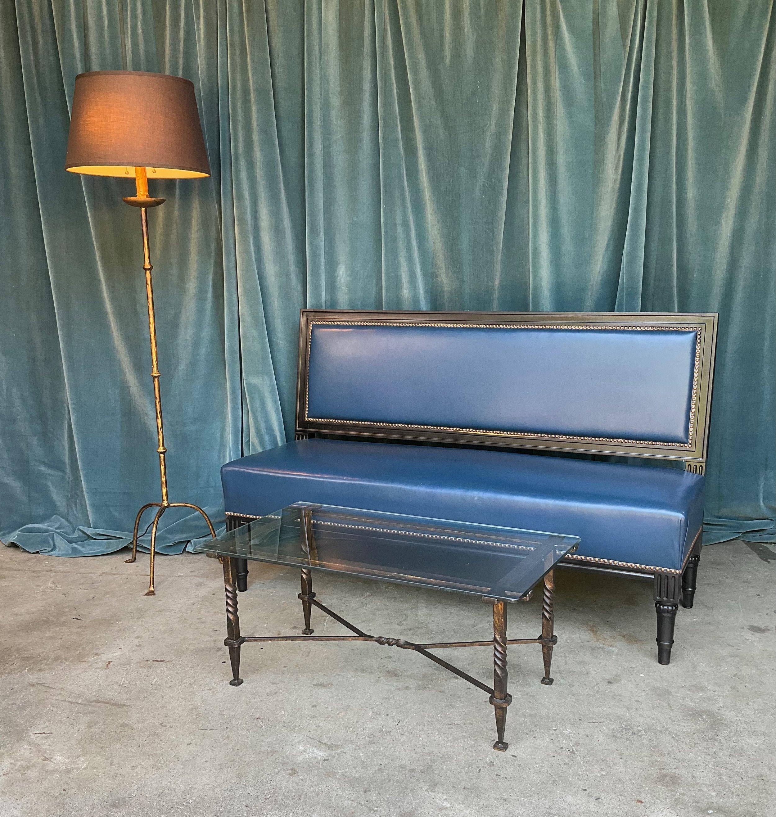French Louis XVI Style Banquette in Blue Leather In Good Condition For Sale In Buchanan, NY