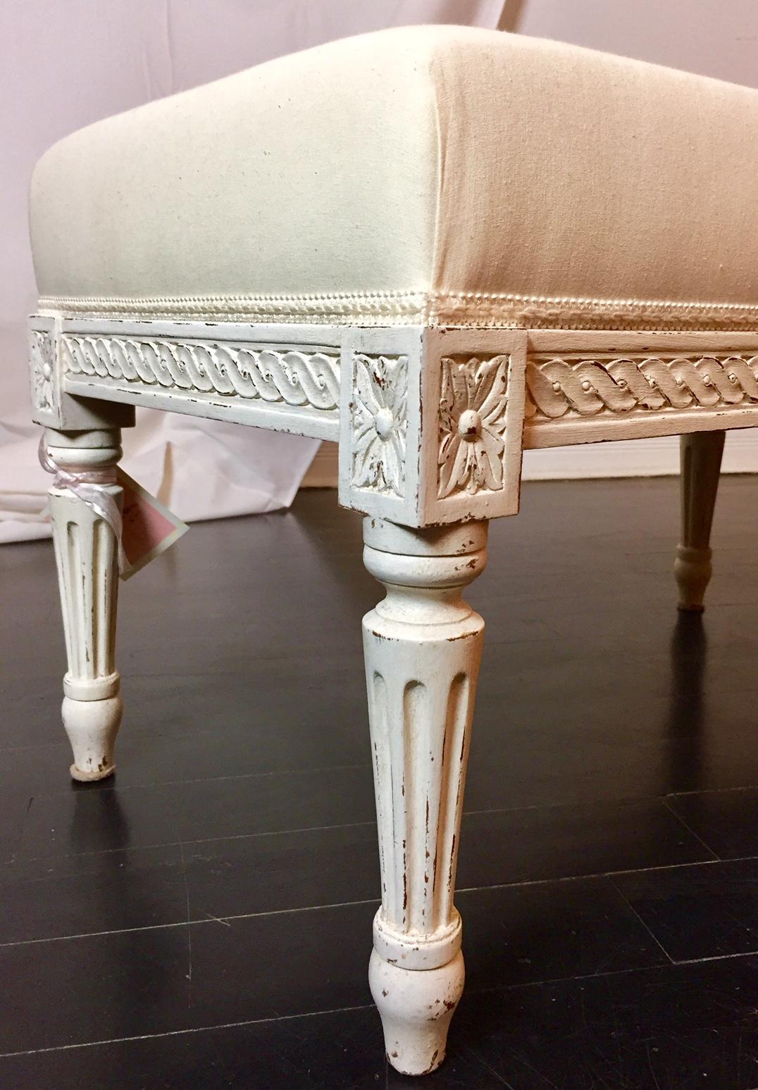French Louis XVI Style Banquette, Off-White Canvas, Grey and Gilt Patinated Wood 2