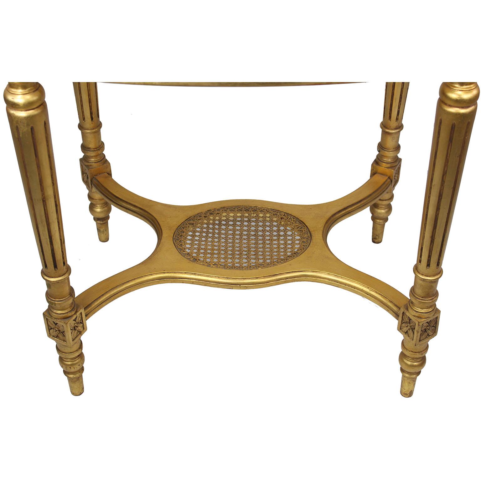 Onyx Table centrale ovale en bois doré sculpté de style Louis XVI Belle Époque avec plateau en onyx en vente