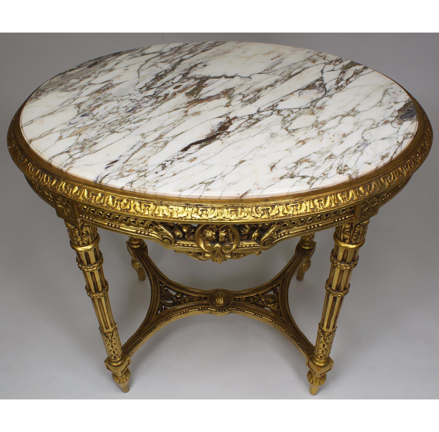 Französischer Louis XVI Stil Belle Époque Ovaler Tisch mit geschnitzter Marmorplatte aus Giltholz im Zustand „Gut“ im Angebot in Los Angeles, CA