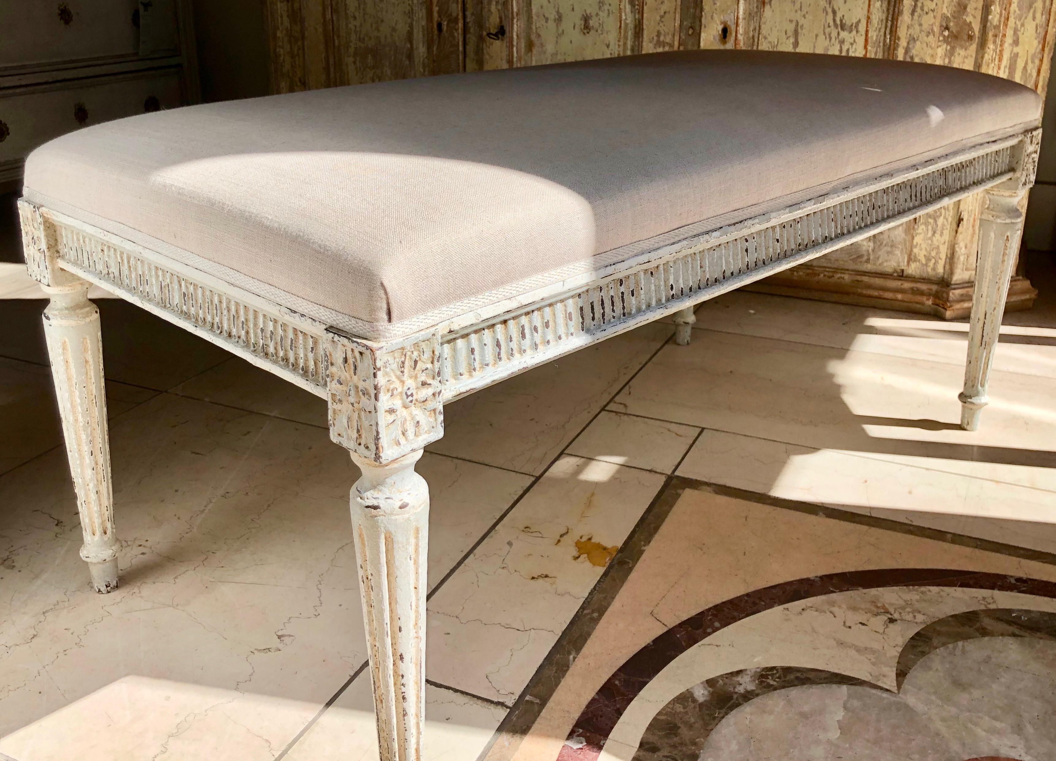 French Louis XVI Style Bench In Excellent Condition In Charleston, SC