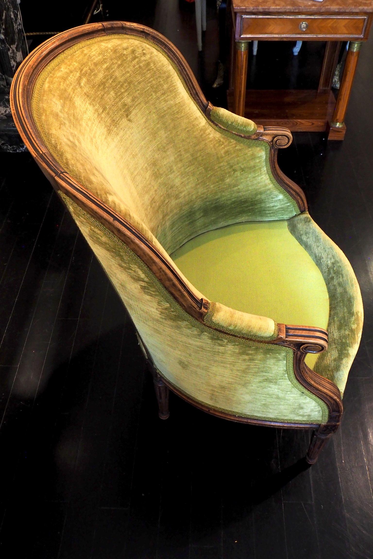 French Louis XVI Style Bergère Armchair Upholstered Green Velvet, 19th Century For Sale 11