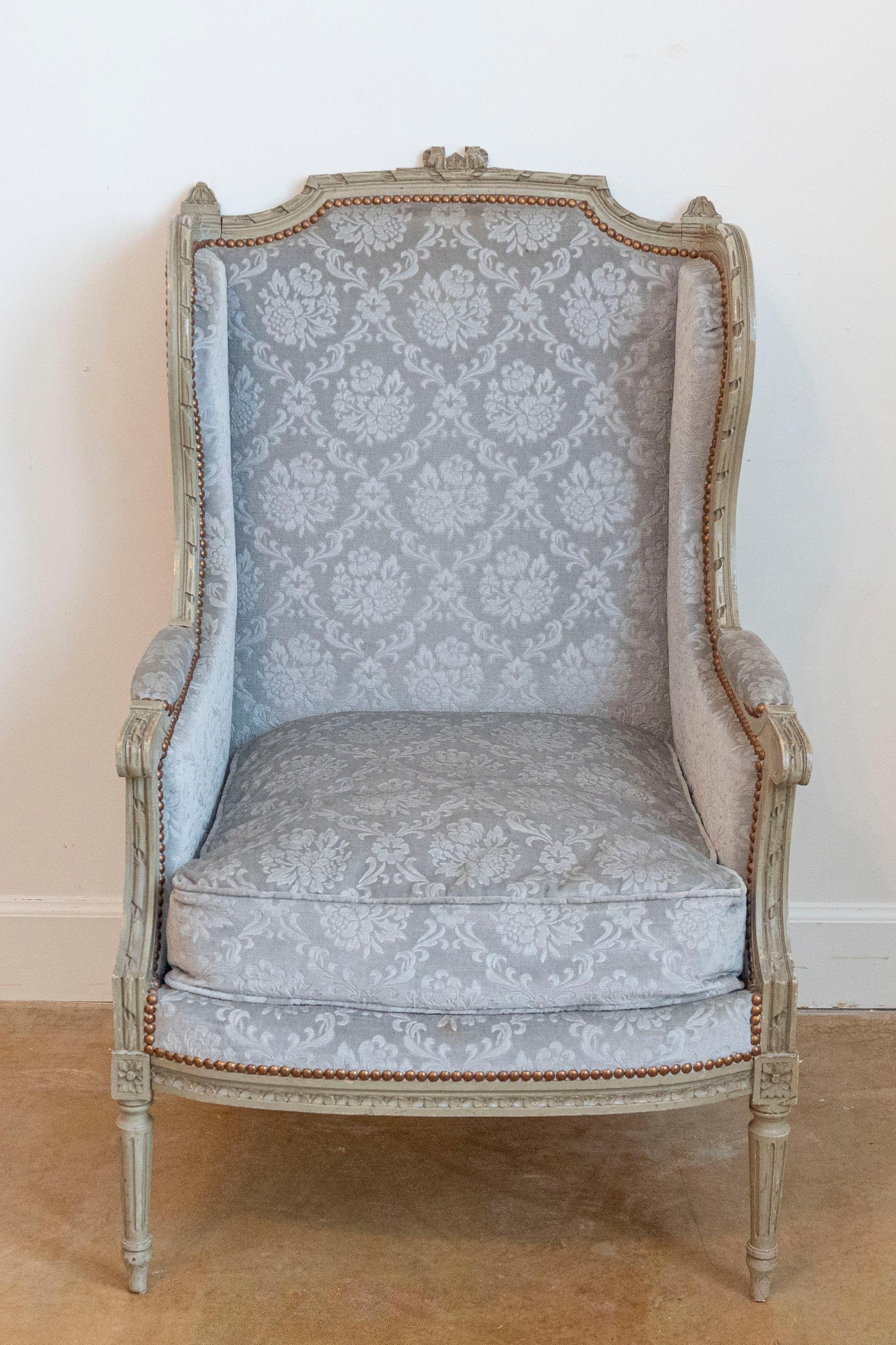 French Louis XVI Style Bergères À Oreilles with Carved Motifs and Upholstery In Good Condition For Sale In Atlanta, GA