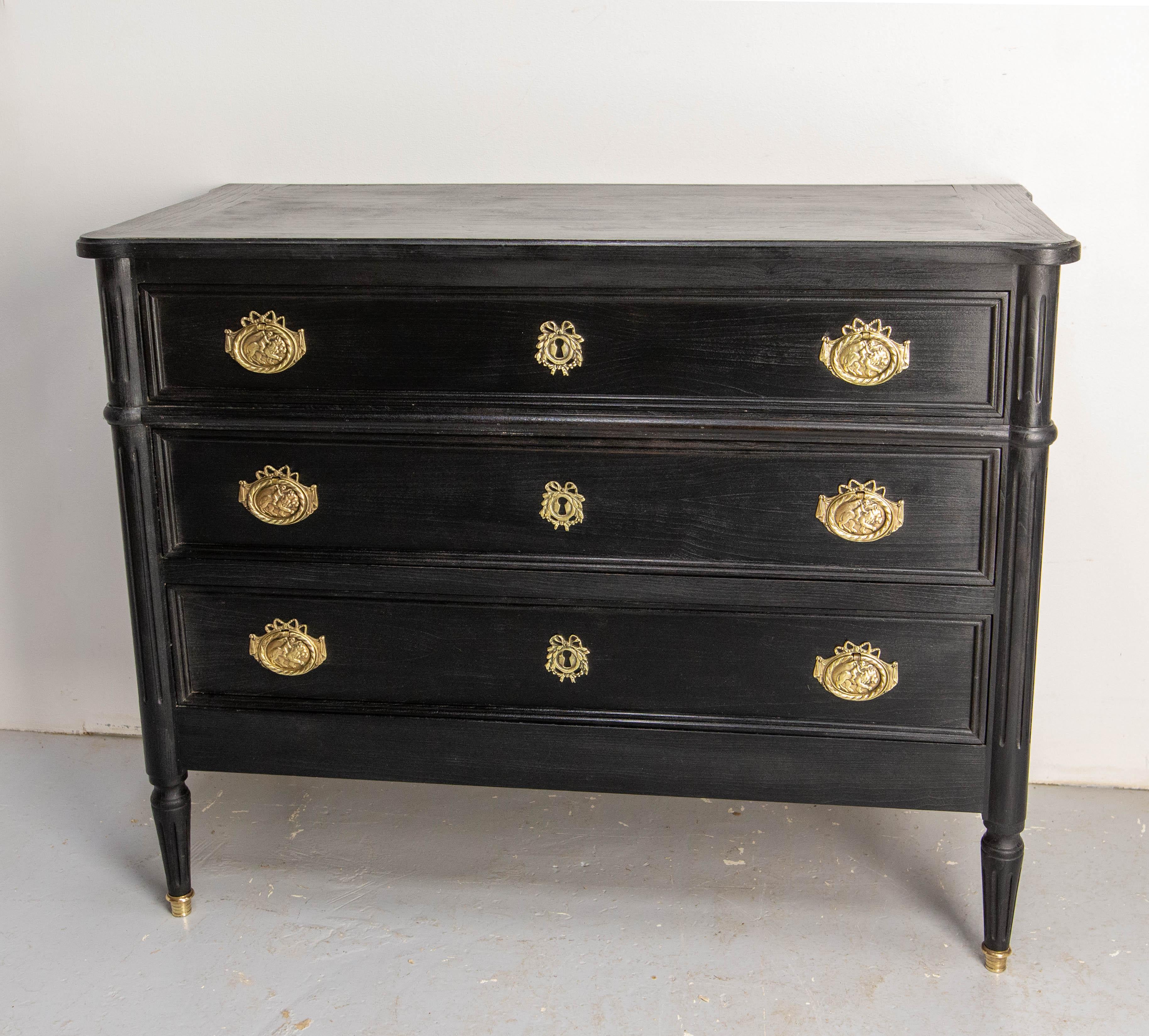 Luigi XVI French Louis XVI Style Black Wood Commode Chest of Drawers circa 1980 in vendita