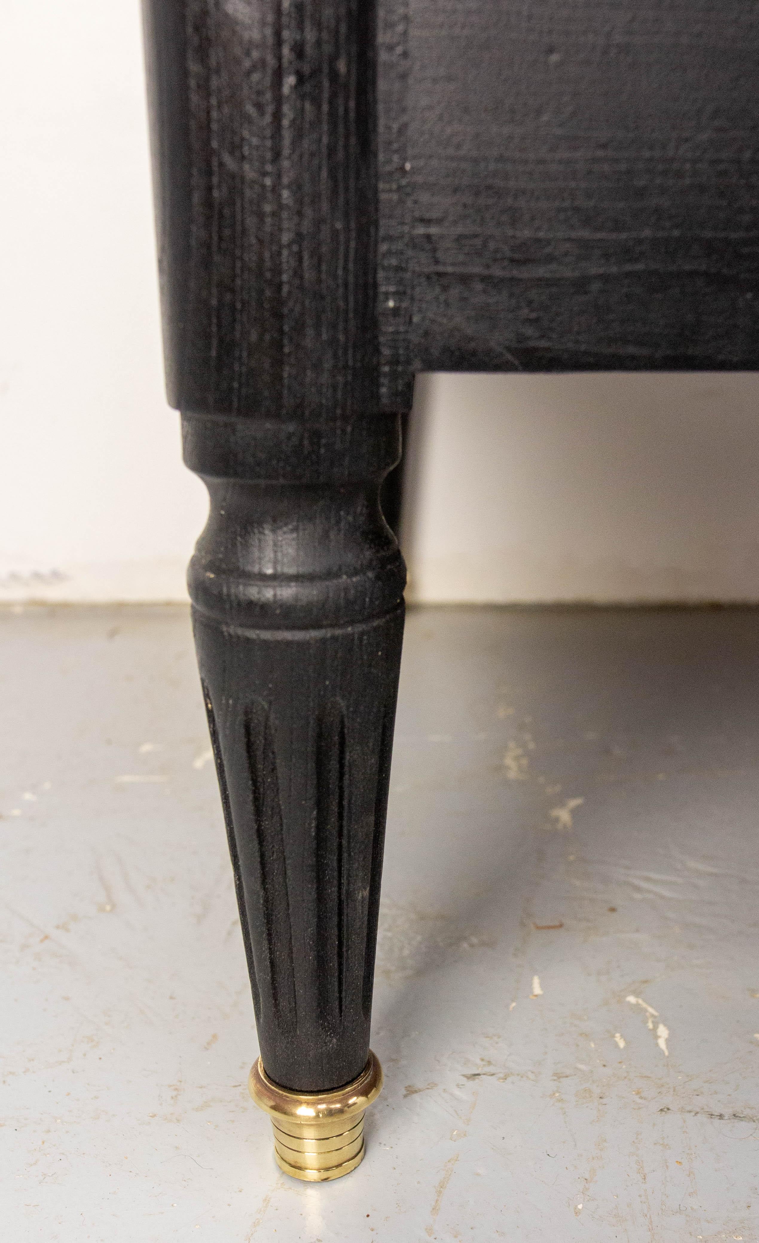 French Louis XVI Style Black Wood Commode Chest of Drawers circa 1980 in vendita 1