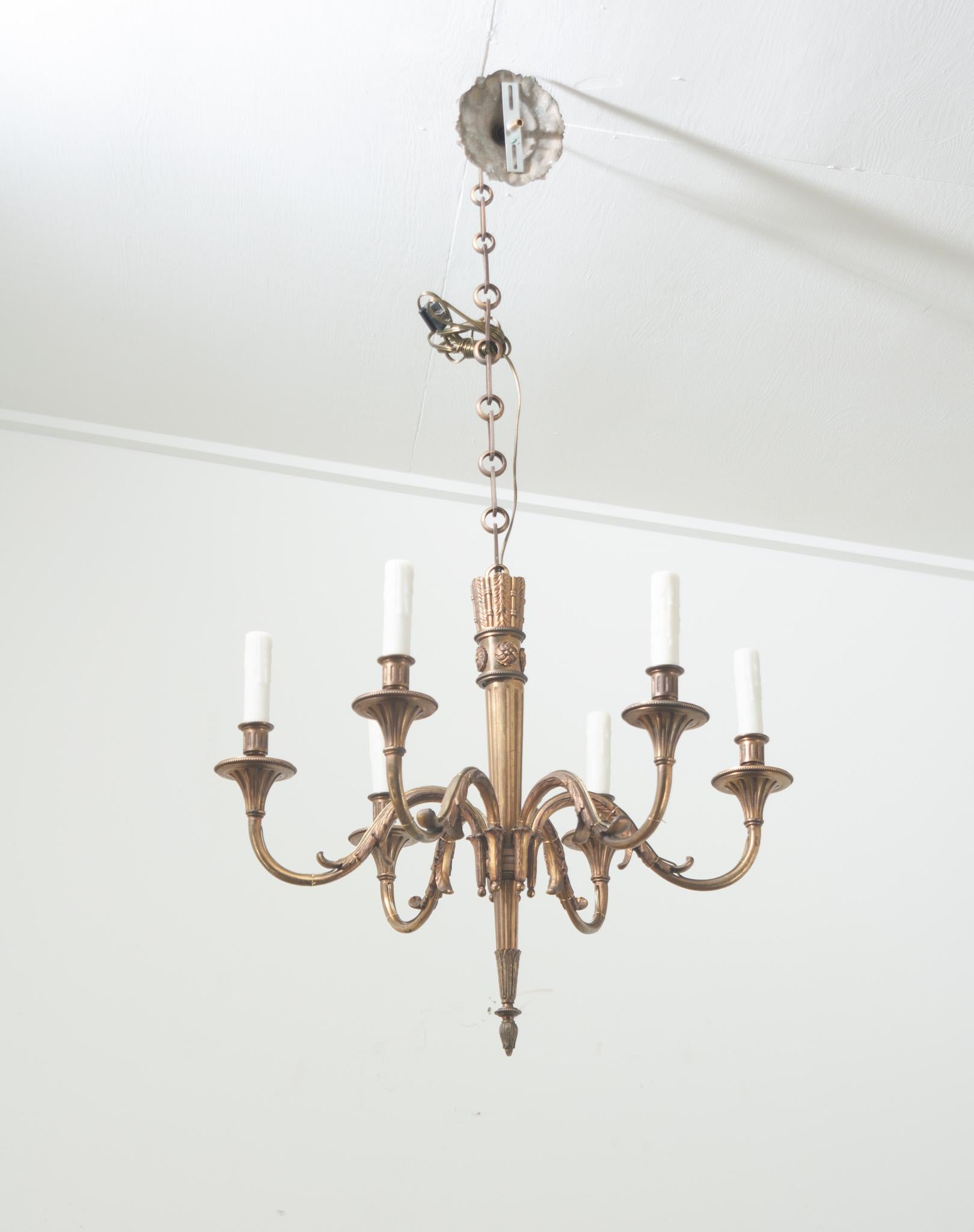 French Louis XVI Style Brass 6-Light Chandelier In Good Condition For Sale In Baton Rouge, LA