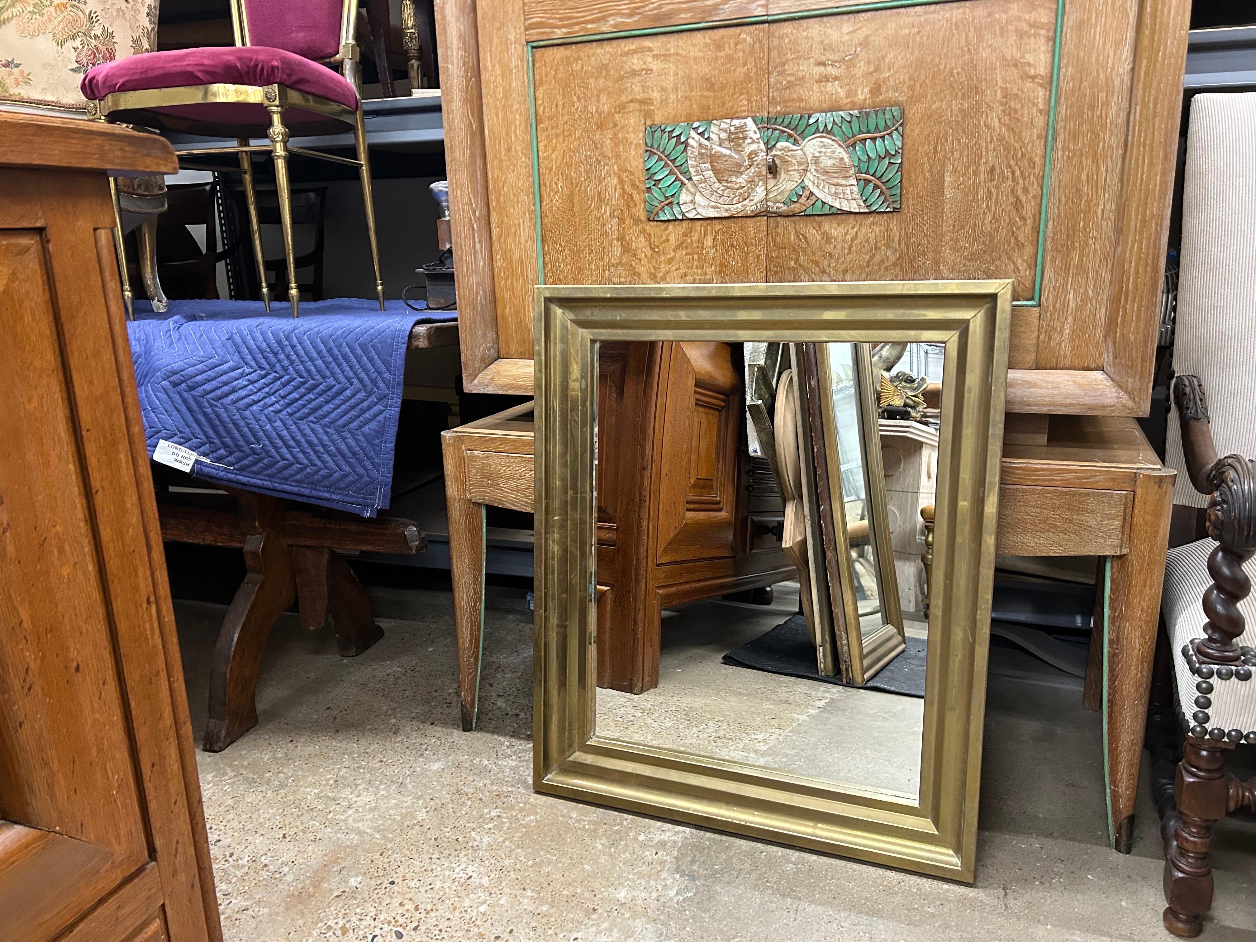Specchio francese in ottone in stile Luigi XVI In condizioni buone in vendita a Houston, TX