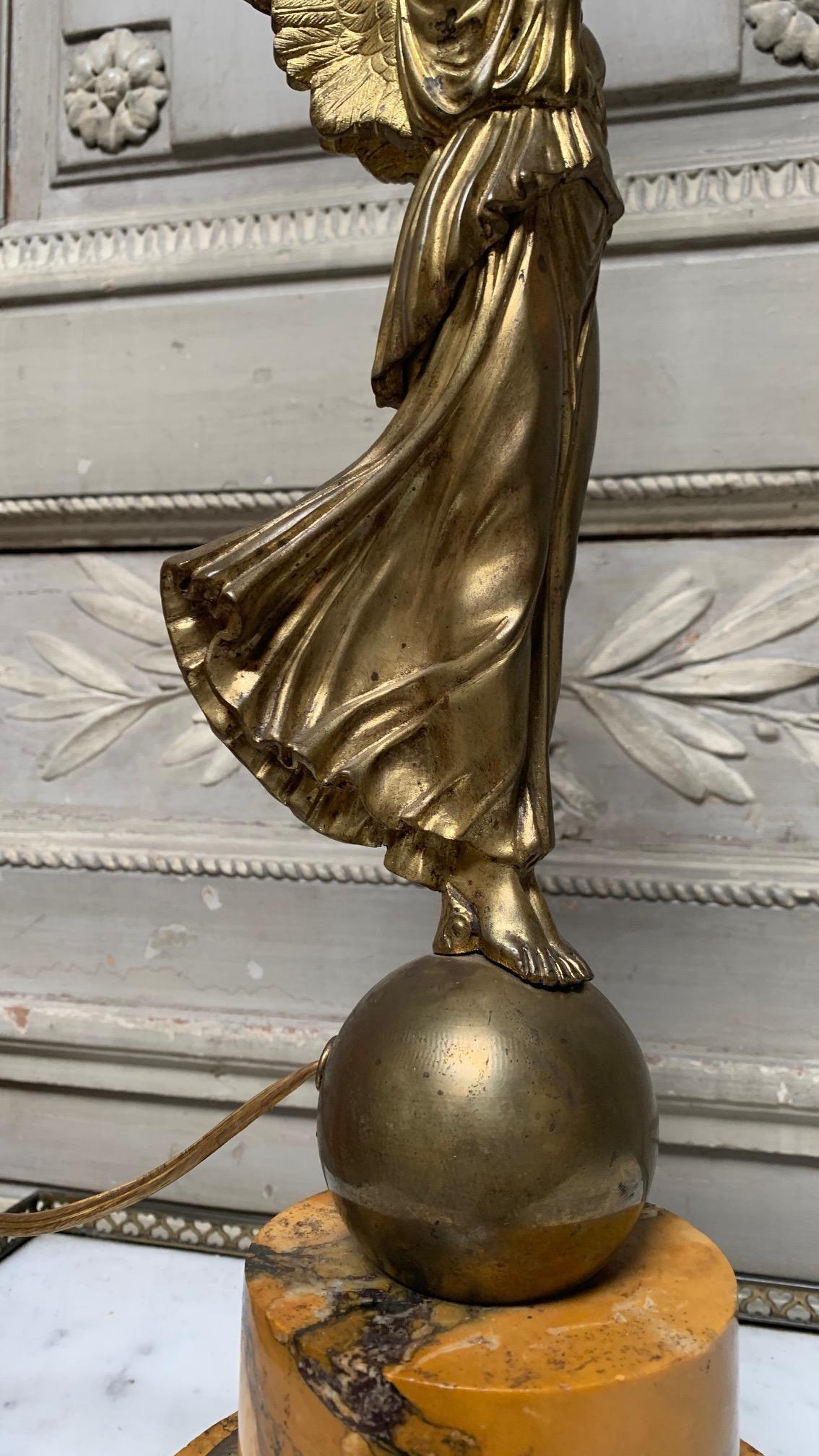 French Louis XVI Style Bronze and Sienna Marble Lamp of Winged Victory For Sale 4