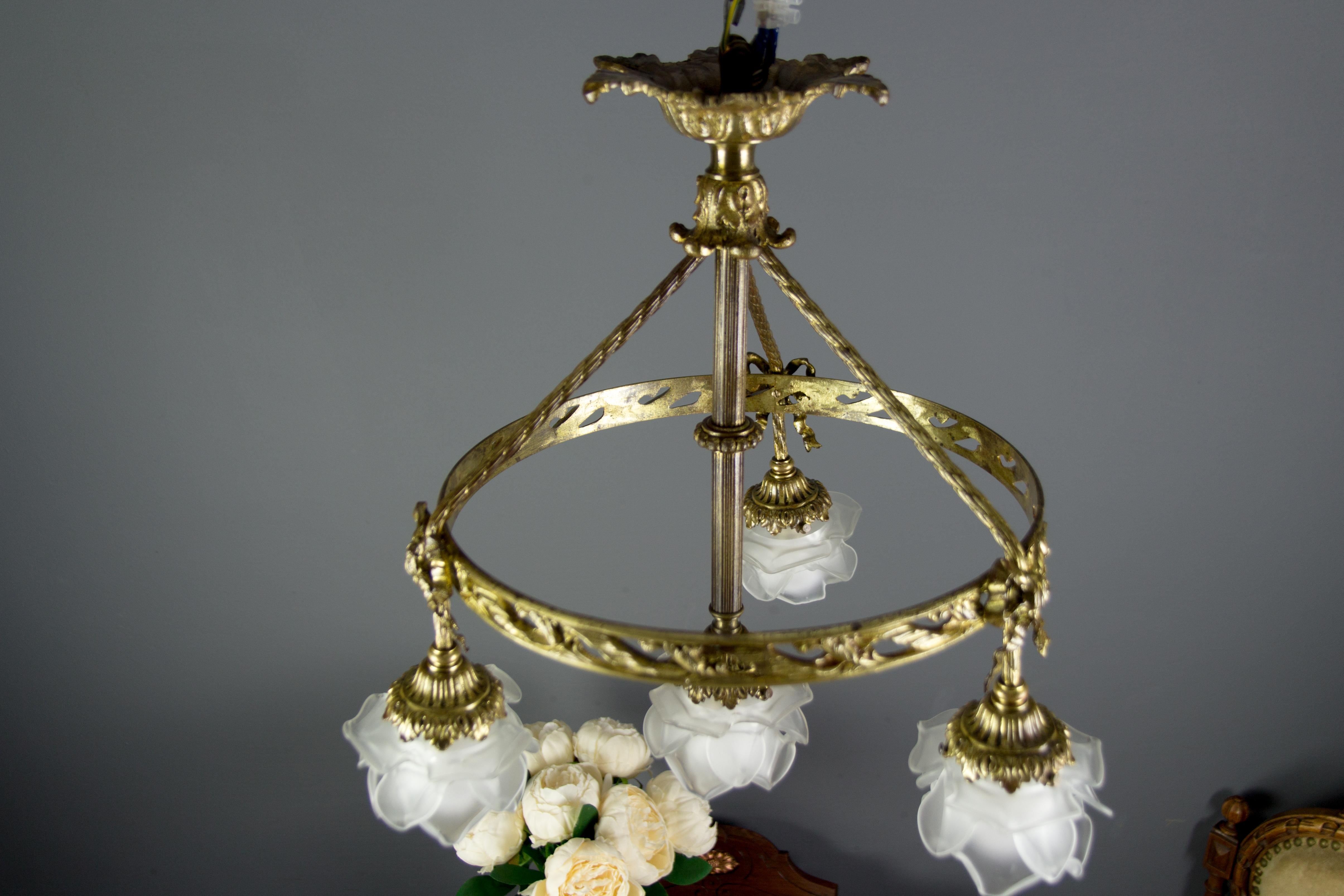 French Louis XVI Style Bronze and Frosted Glass Four-Light Chandelier, 1920s 3