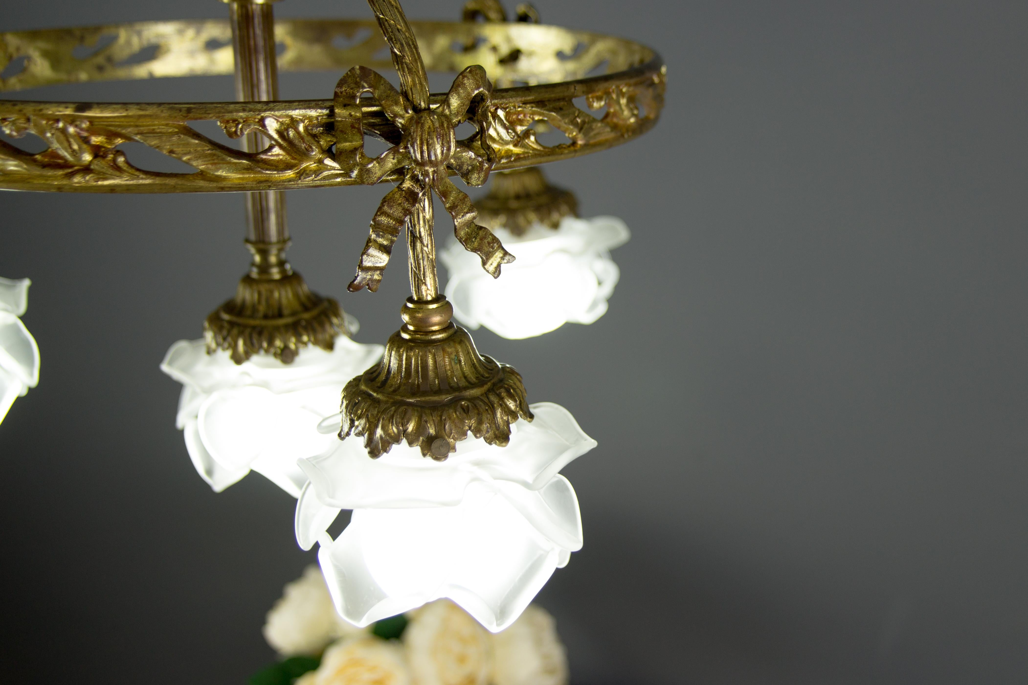 French Louis XVI Style Bronze and Frosted Glass Four-Light Chandelier, 1920s 5