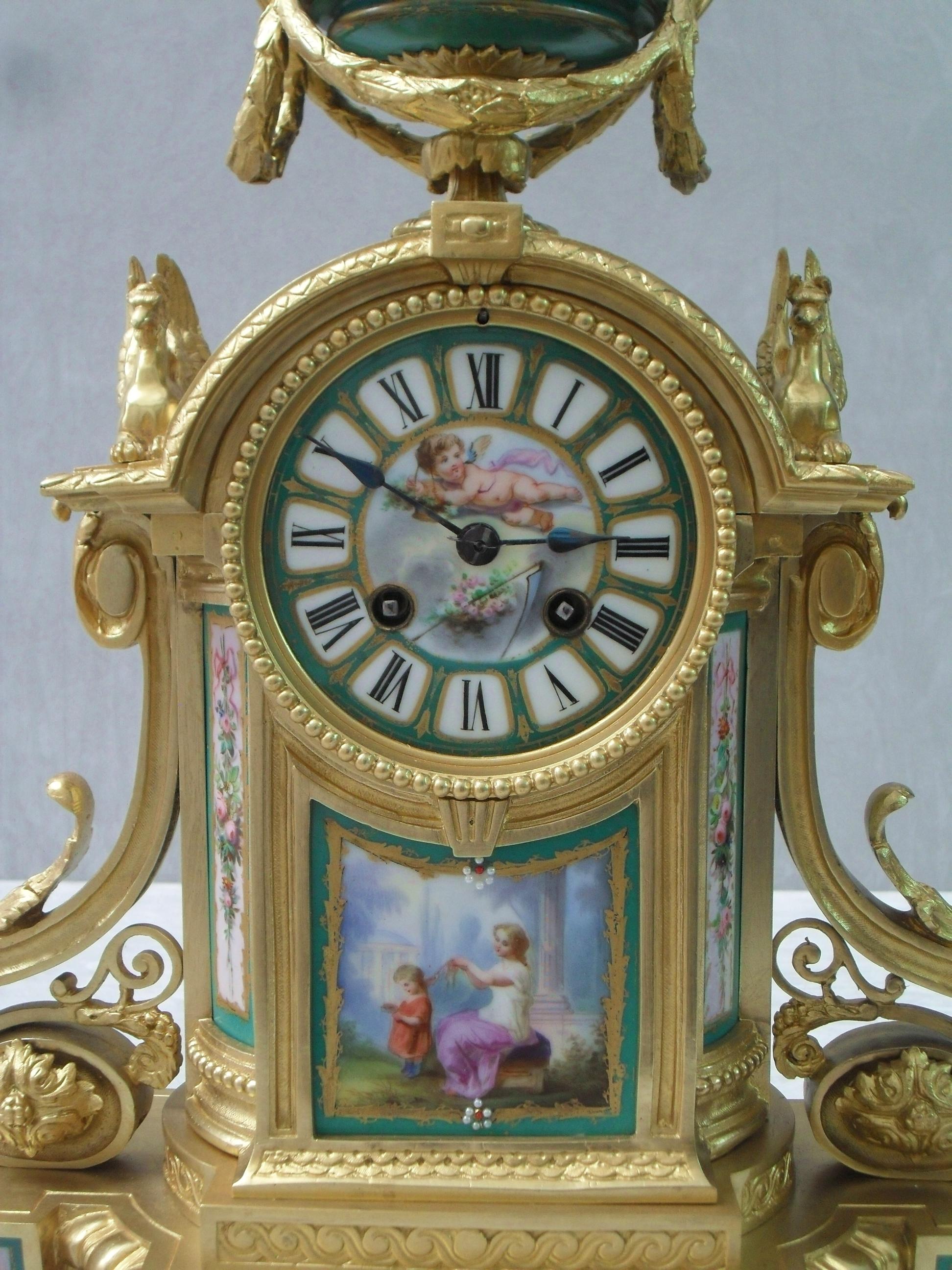 French Louis XVI Style Bronze Gilt and Porcelain Mantel Clock In Good Condition In Macclesfield, GB