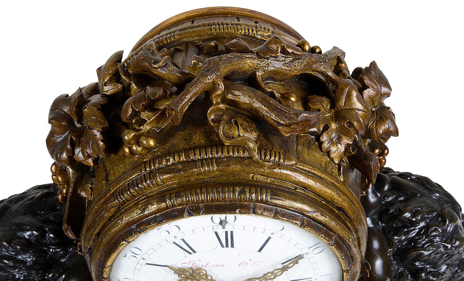 Horloge de cheminée en bronze de style Louis XVI en vente 1