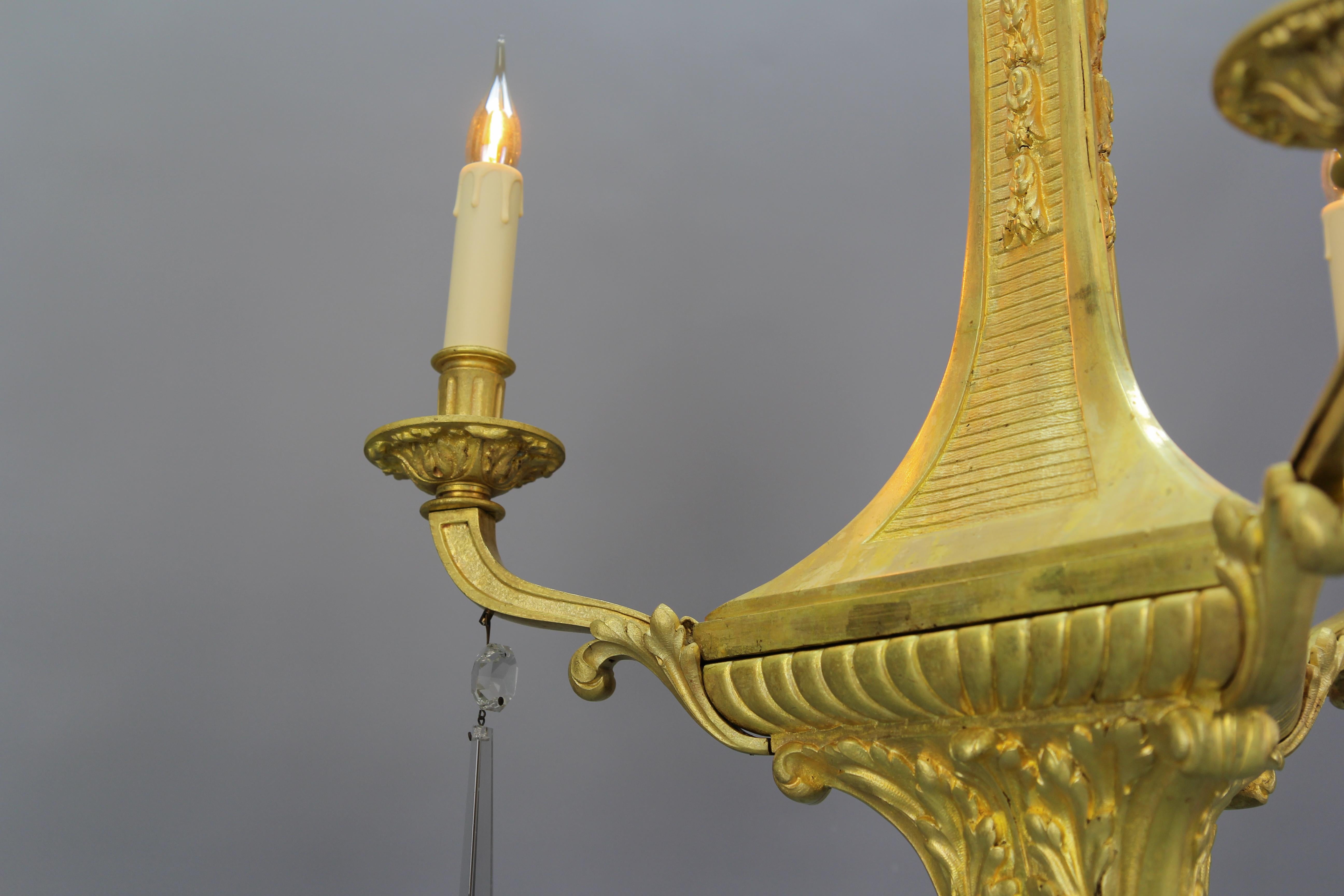 French Louis XVI Style Bronze Three-Light Chandelier, Early 20th Century For Sale 7