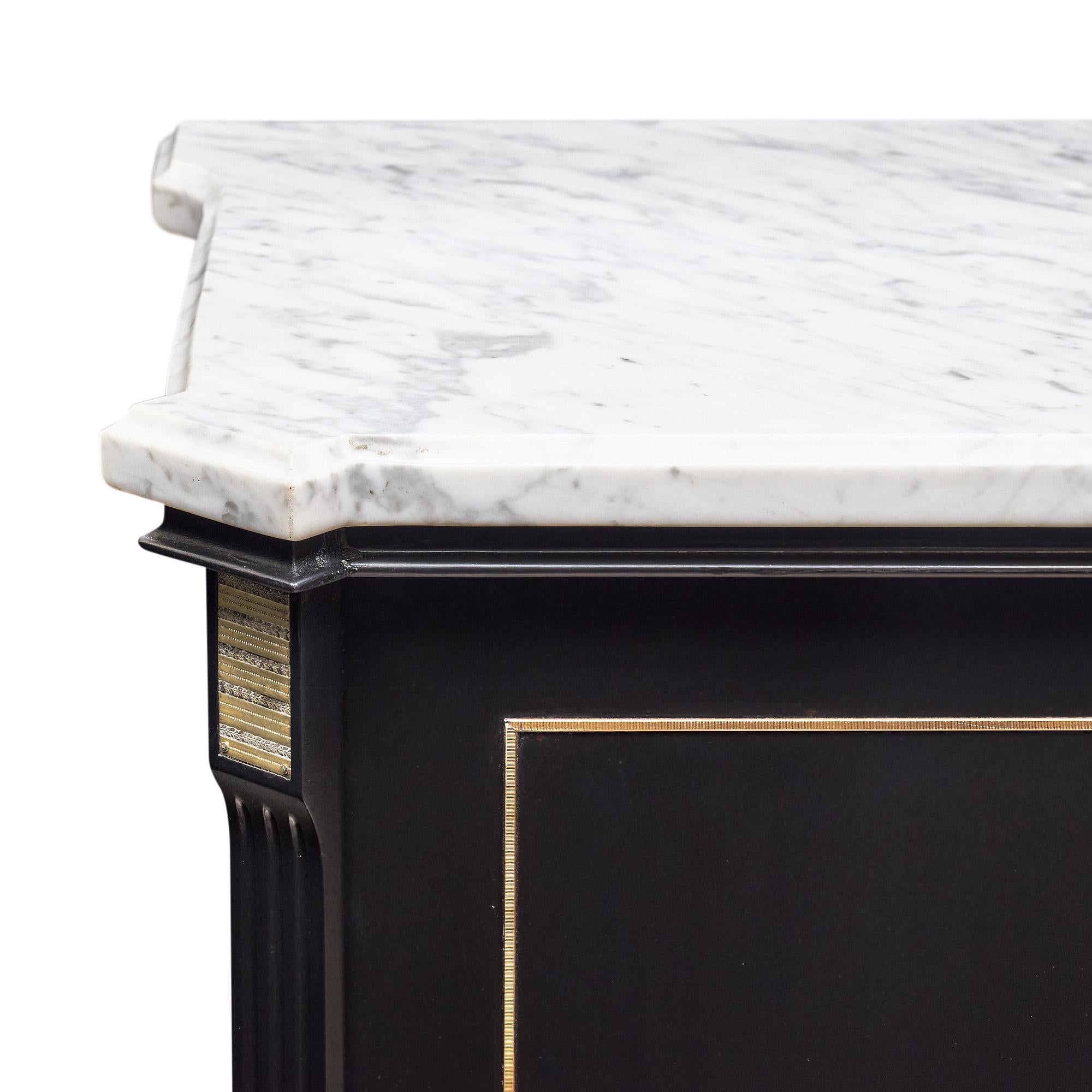 Ottone Buffet francese in stile Luigi XVI in vendita