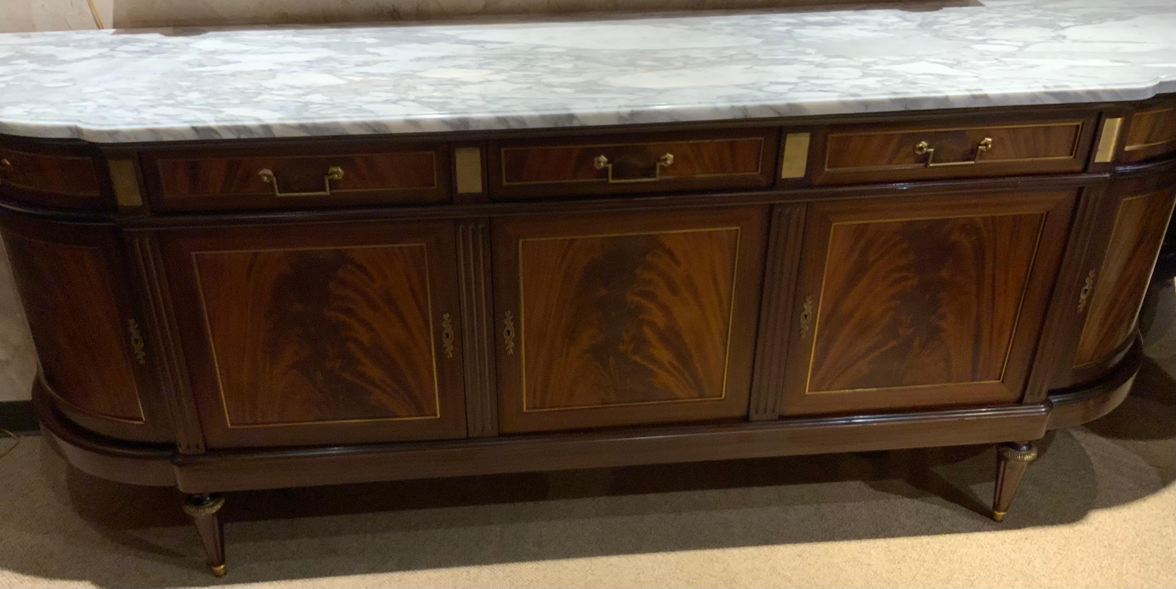 French Louis XVI-Style buffet in mahogany with white marble top, curved sides 2
