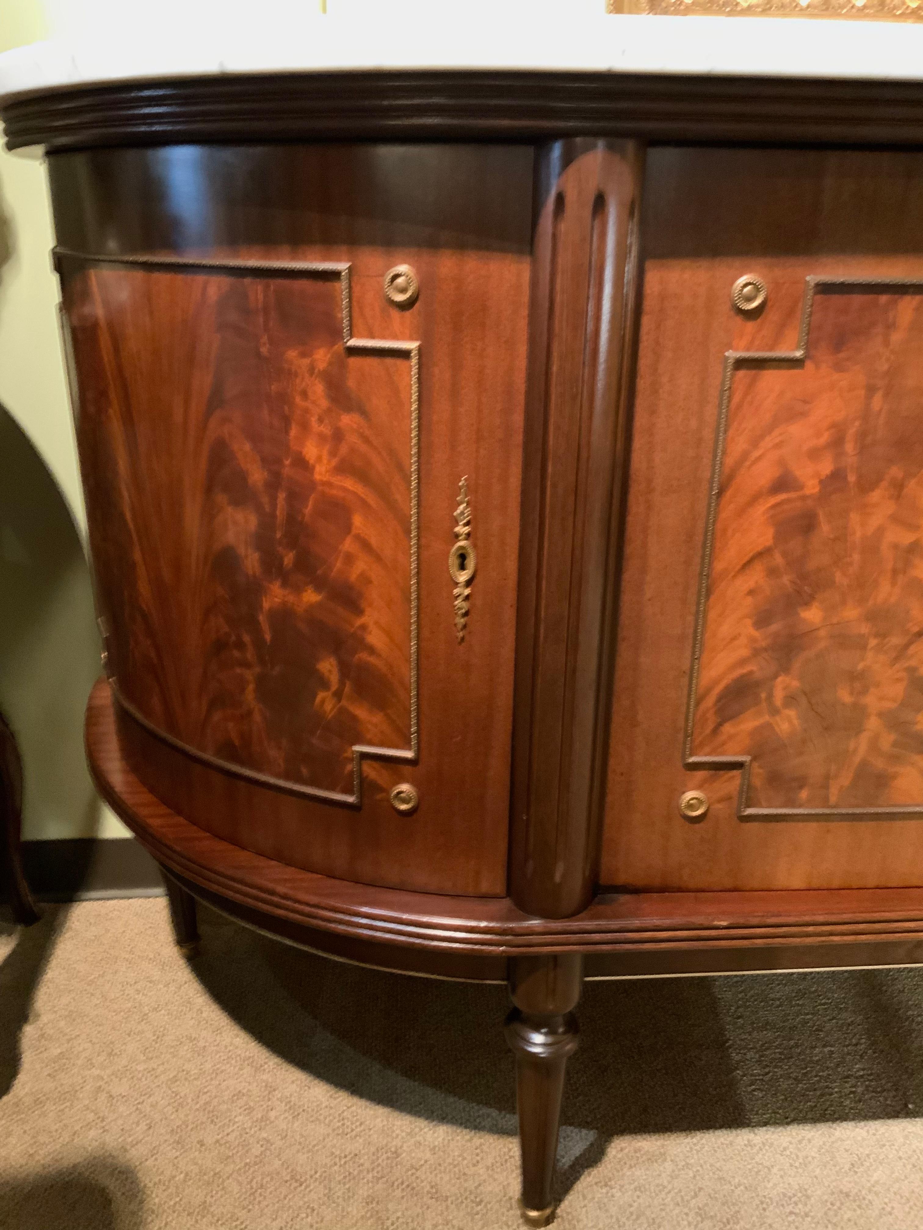 French Louis XVI, Style Buffet/Sideboard in Mahogany with White Marble Top In Good Condition In Houston, TX
