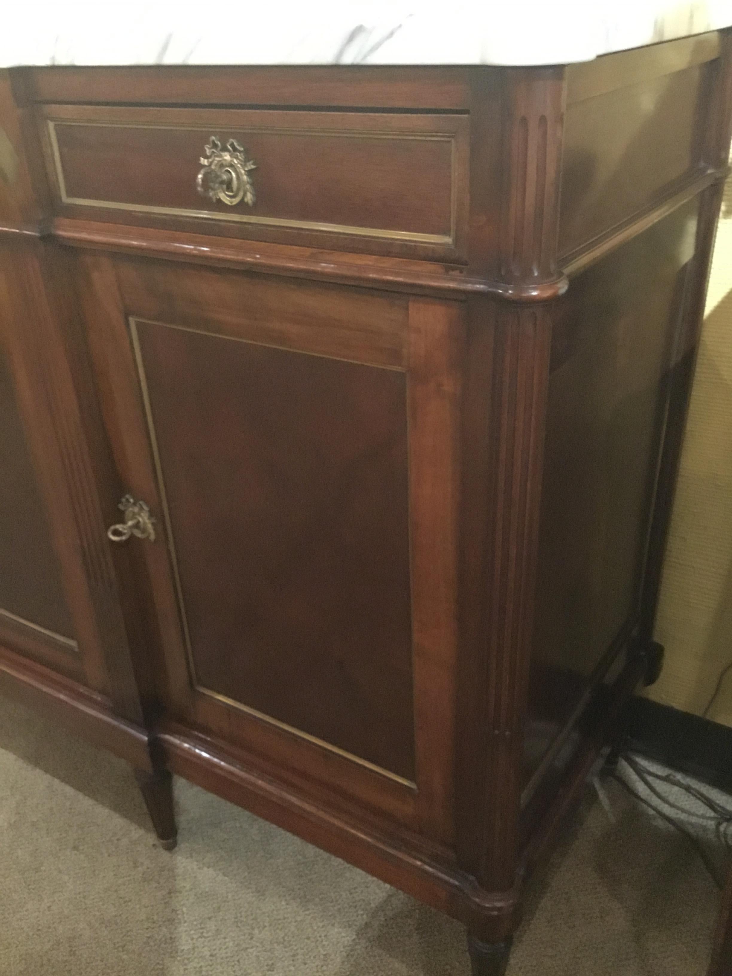 French Louis XVI Style Buffet/Sideboard, Mahogany, White Marble Top, Gilt Trim 7