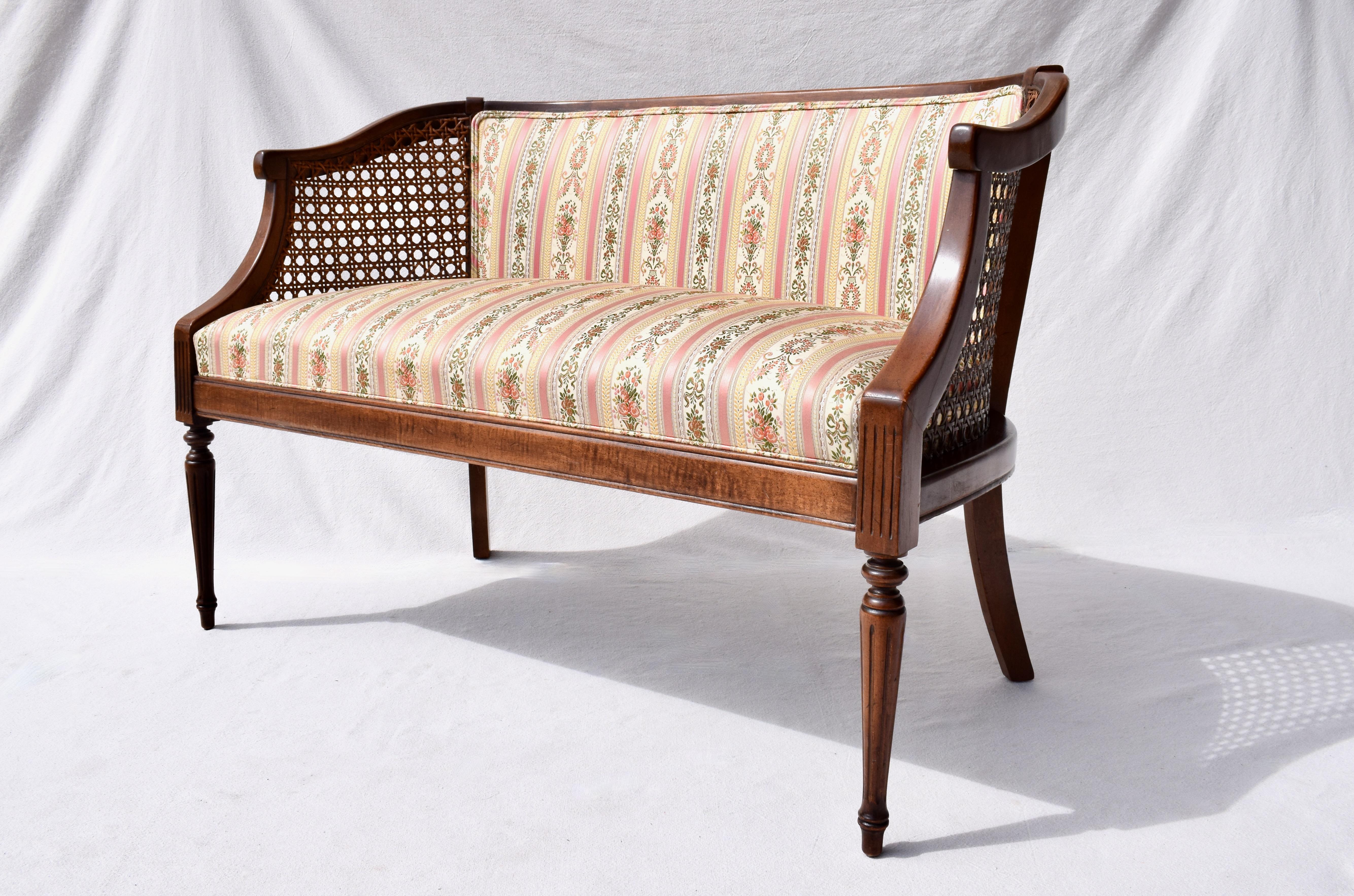French Louis XVI Style Cane Curve Back Settee In Good Condition For Sale In Southampton, NJ