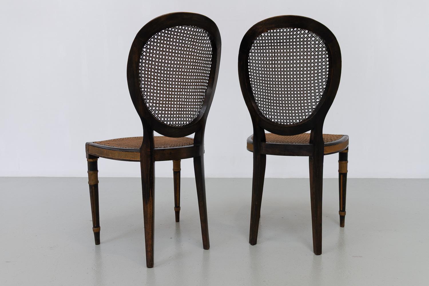 Chaises d'appoint françaises de style Louis XVI en rotin, années 1880. Ensemble de 2. en vente 5