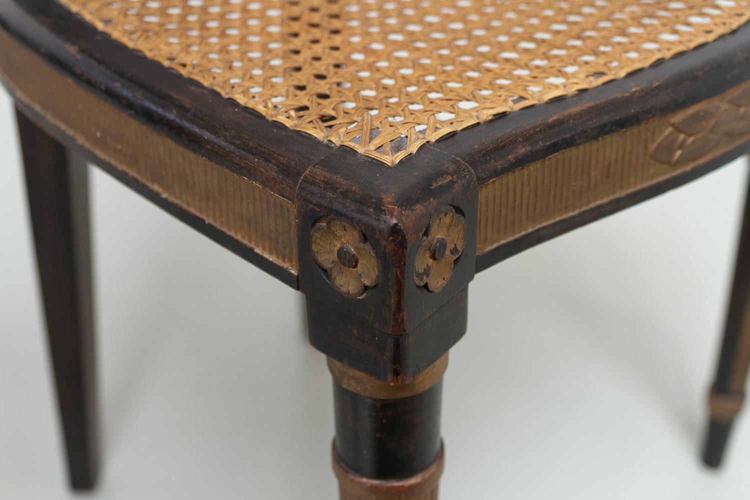 Chaises d'appoint françaises de style Louis XVI en rotin, années 1880. Ensemble de 2. en vente 7
