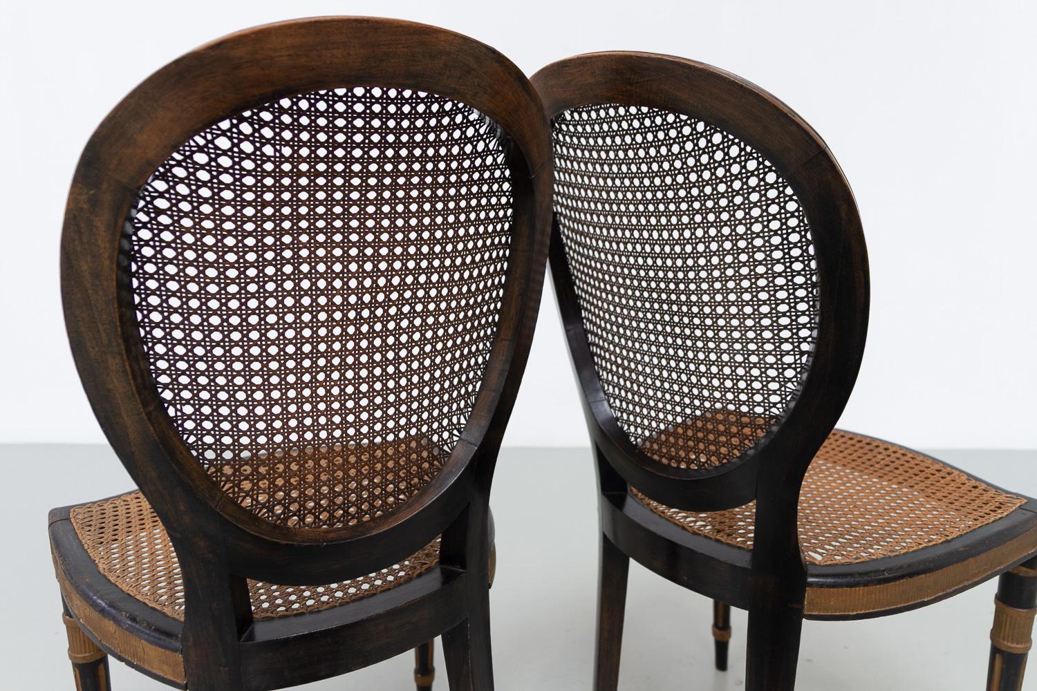 Chaises d'appoint françaises de style Louis XVI en rotin, années 1880. Ensemble de 2. en vente 8