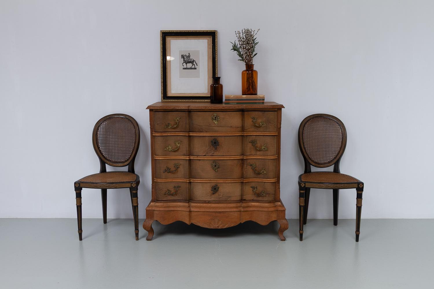 Chaises d'appoint françaises de style Louis XVI en rotin, années 1880. Ensemble de 2. en vente 11
