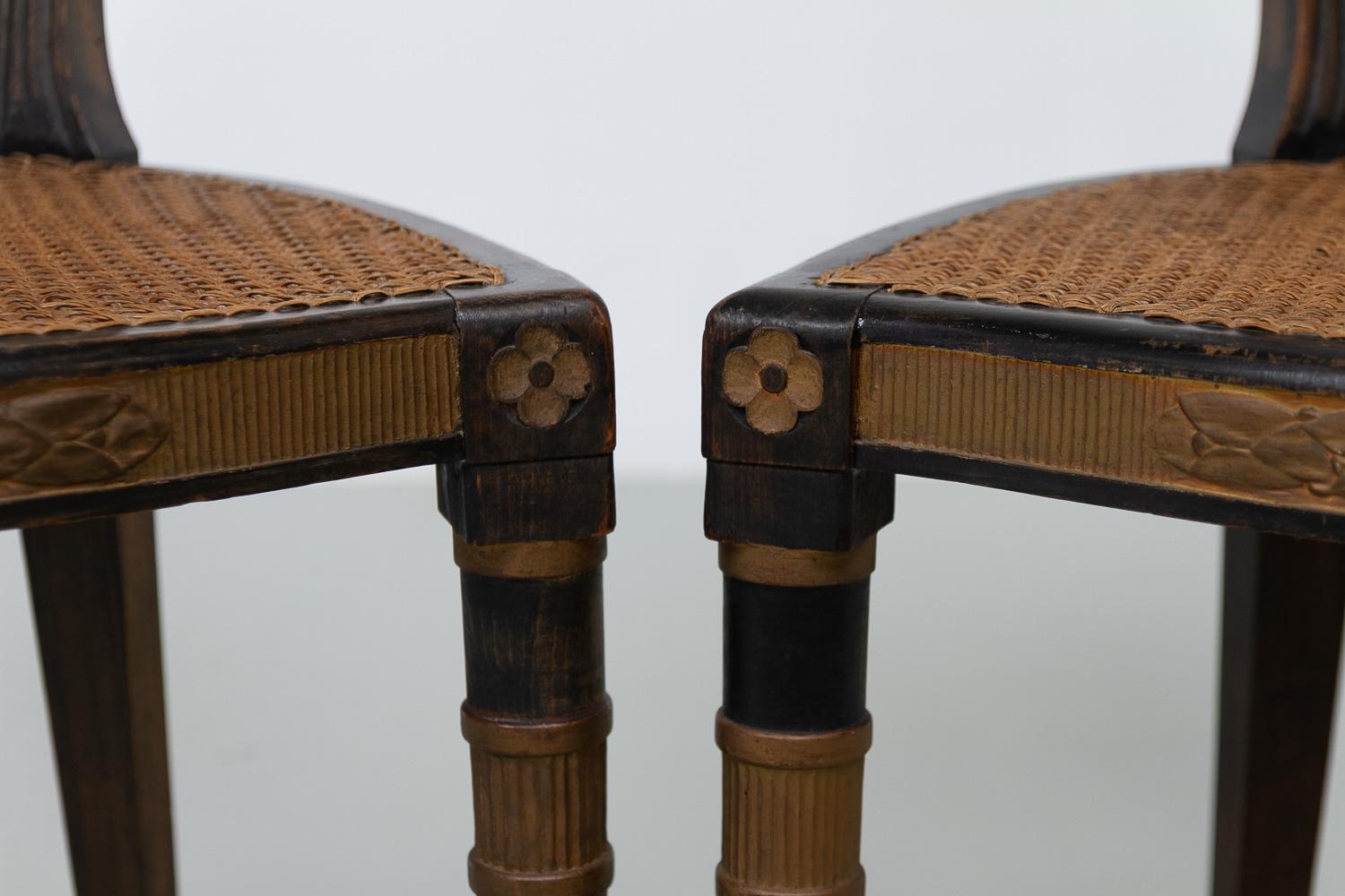 Français Chaises d'appoint françaises de style Louis XVI en rotin, années 1880. Ensemble de 2. en vente