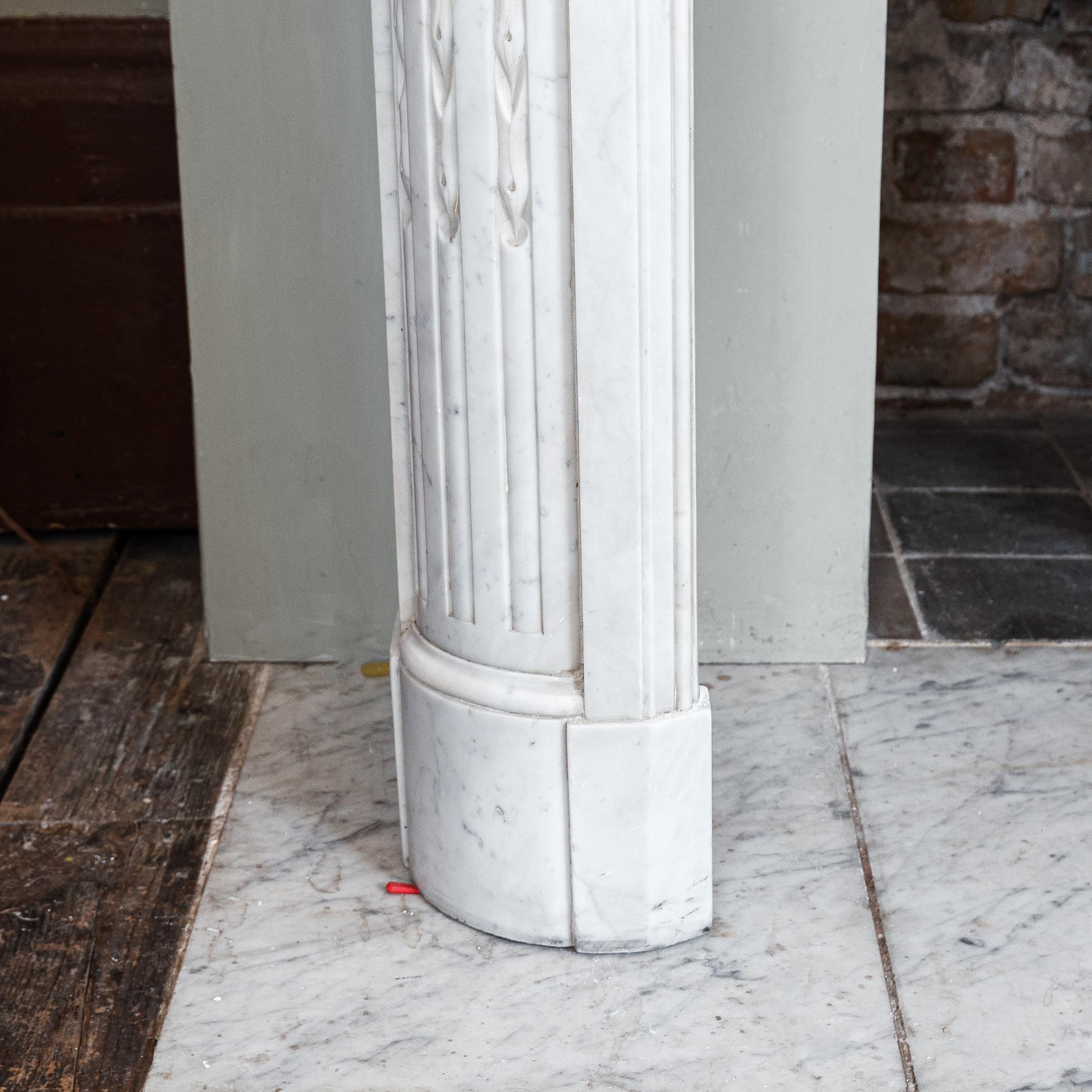 French Louis XVI style Carrara Marble Chimneypiece For Sale 7